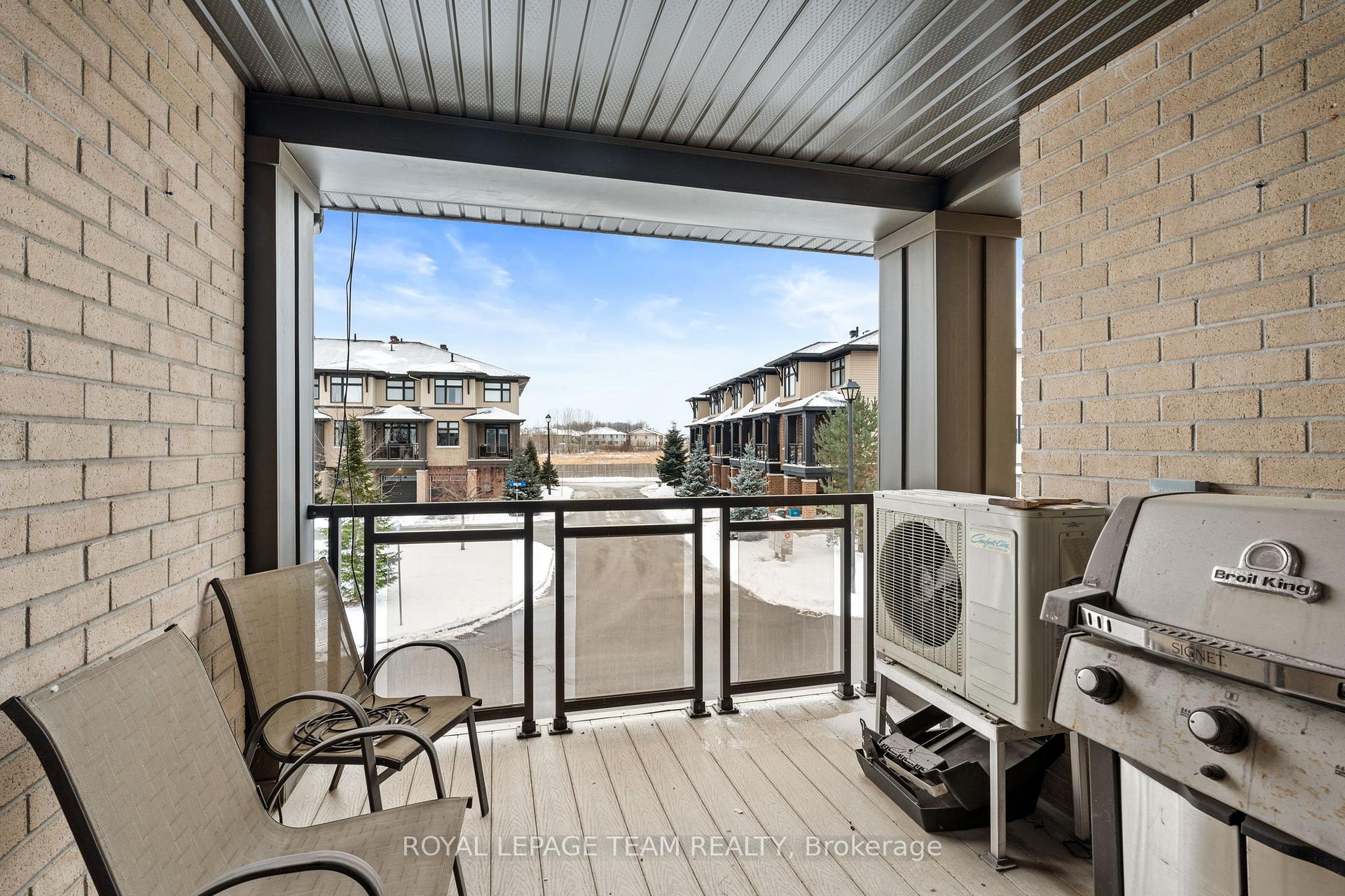 Photo 17 of 110 Stockholm Private, Ottawa, Riverside South/Gloucester Glen — HOMEH
