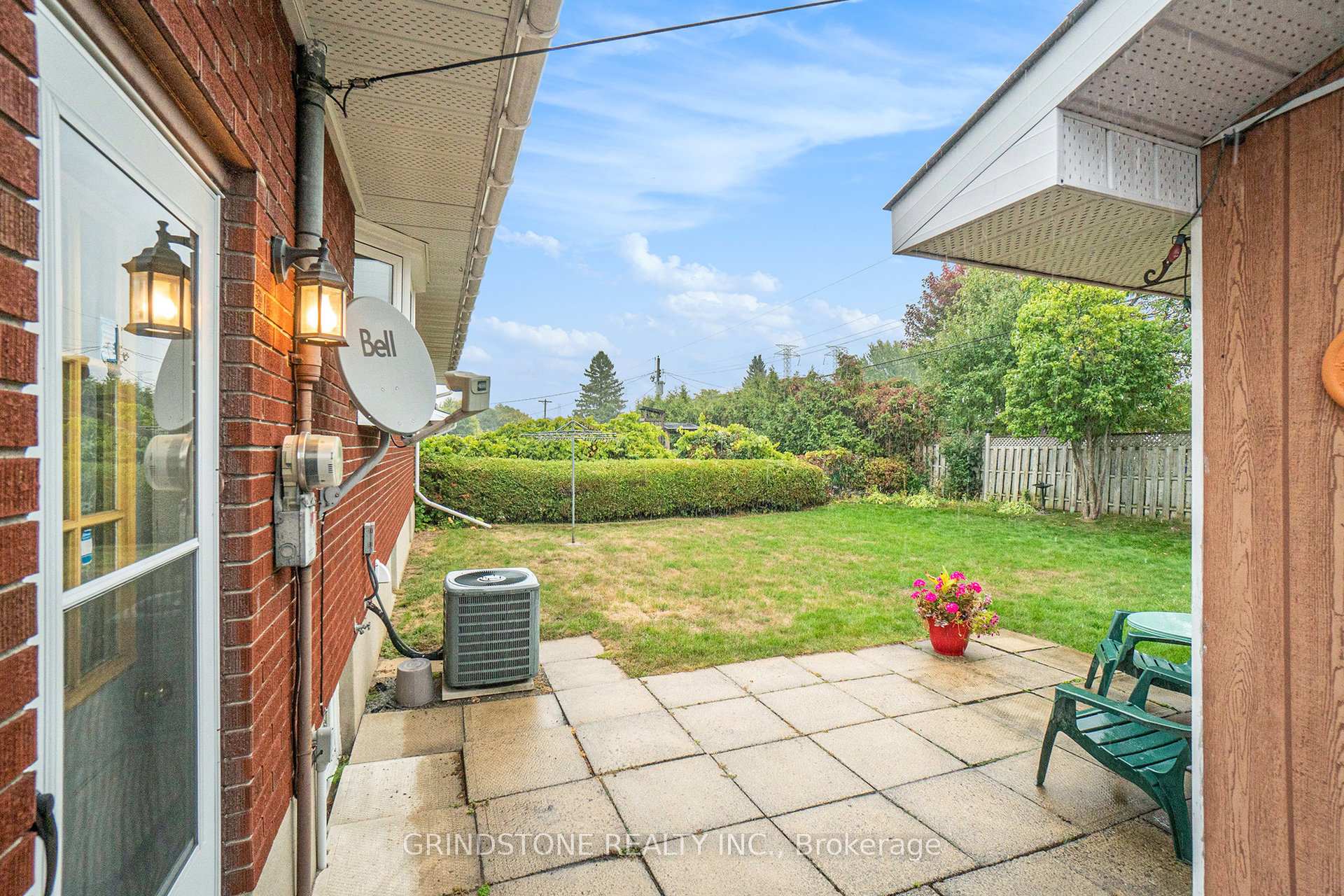 Photo 8 of 36 Brent Avenue, Ottawa, Manordale — HOMEH