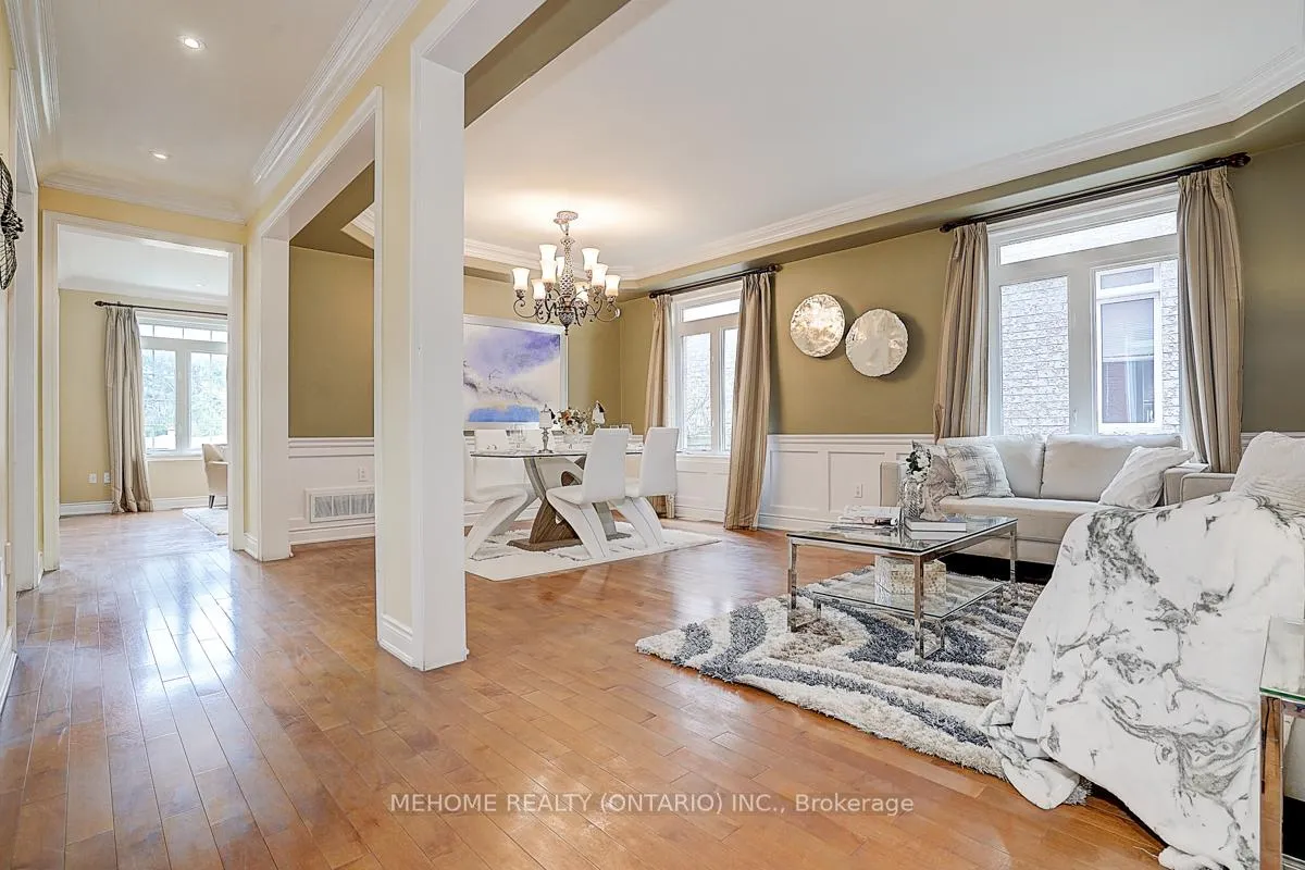 Photo 9 of 40 Westminster Circle, Barrie, Innis-Shore — HOMEH