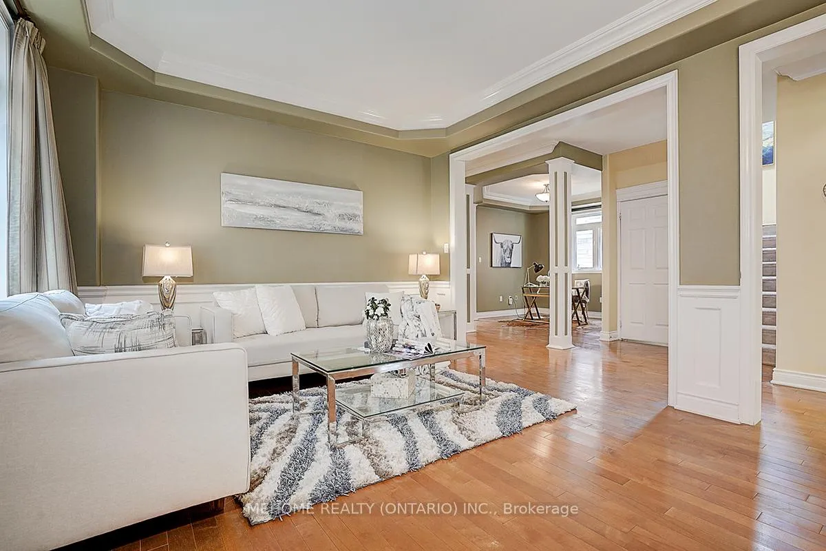 Photo 11 of 40 Westminster Circle, Barrie, Innis-Shore — HOMEH