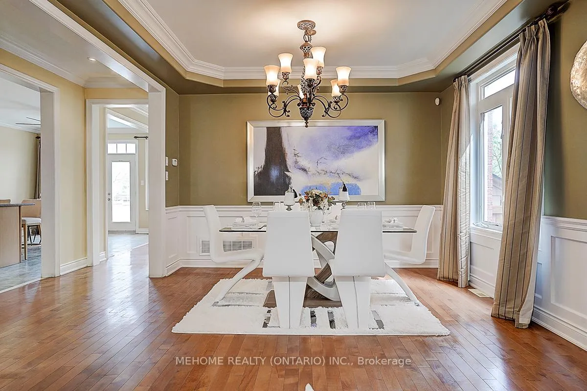 Photo 14 of 40 Westminster Circle, Barrie, Innis-Shore — HOMEH