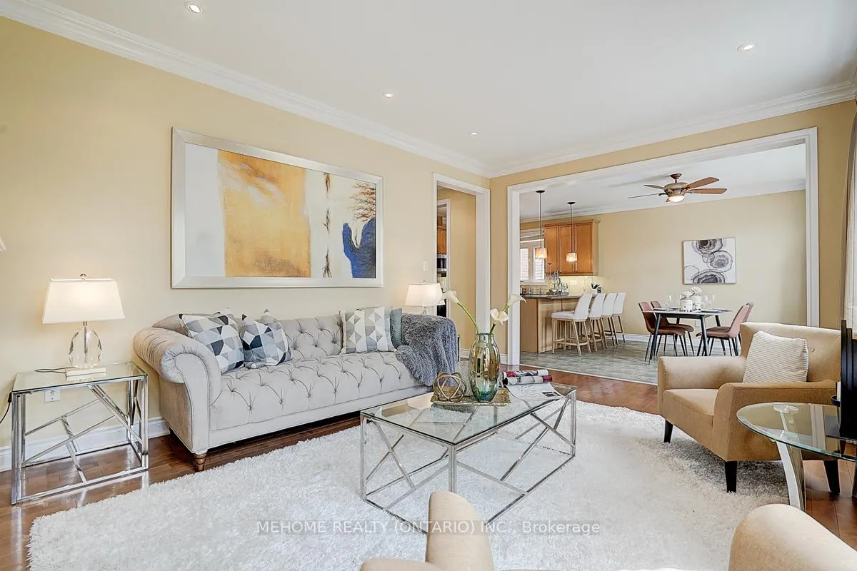 Photo 24 of 40 Westminster Circle, Barrie, Innis-Shore — HOMEH