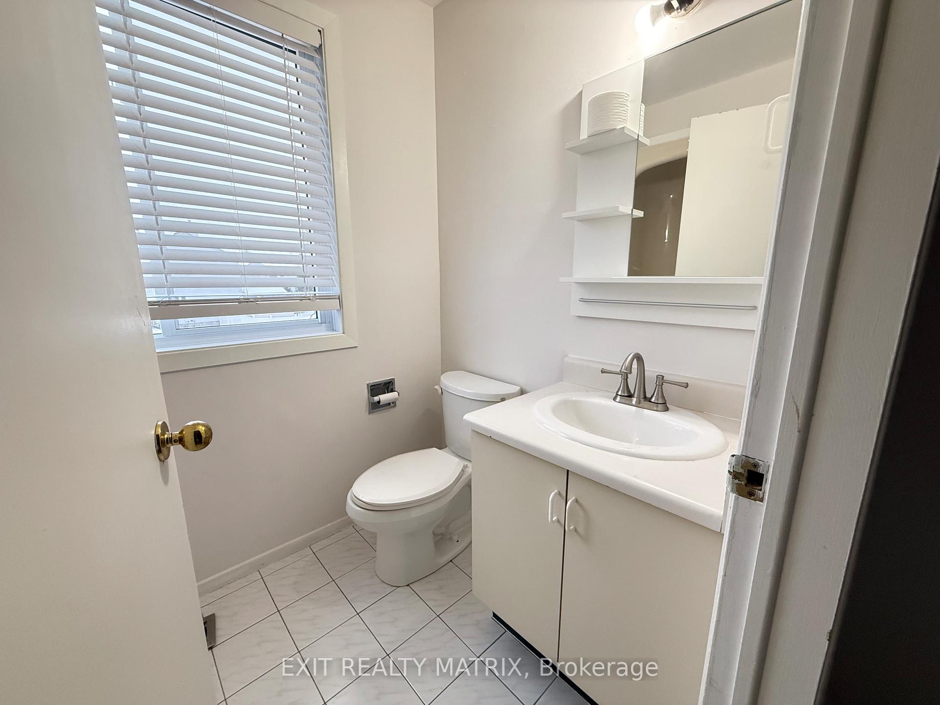 Photo 21 of 712 Mathieu Way, Ottawa, Fallingbrook/Pineridge — HOMEH