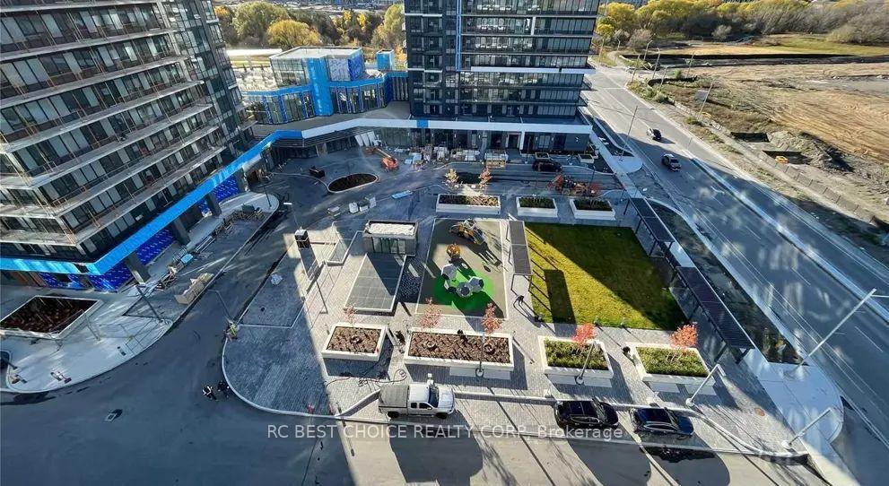 Photo 12 of Unit 627, 38 Water Walk Drive, Markham, Unionville — HOMEH
