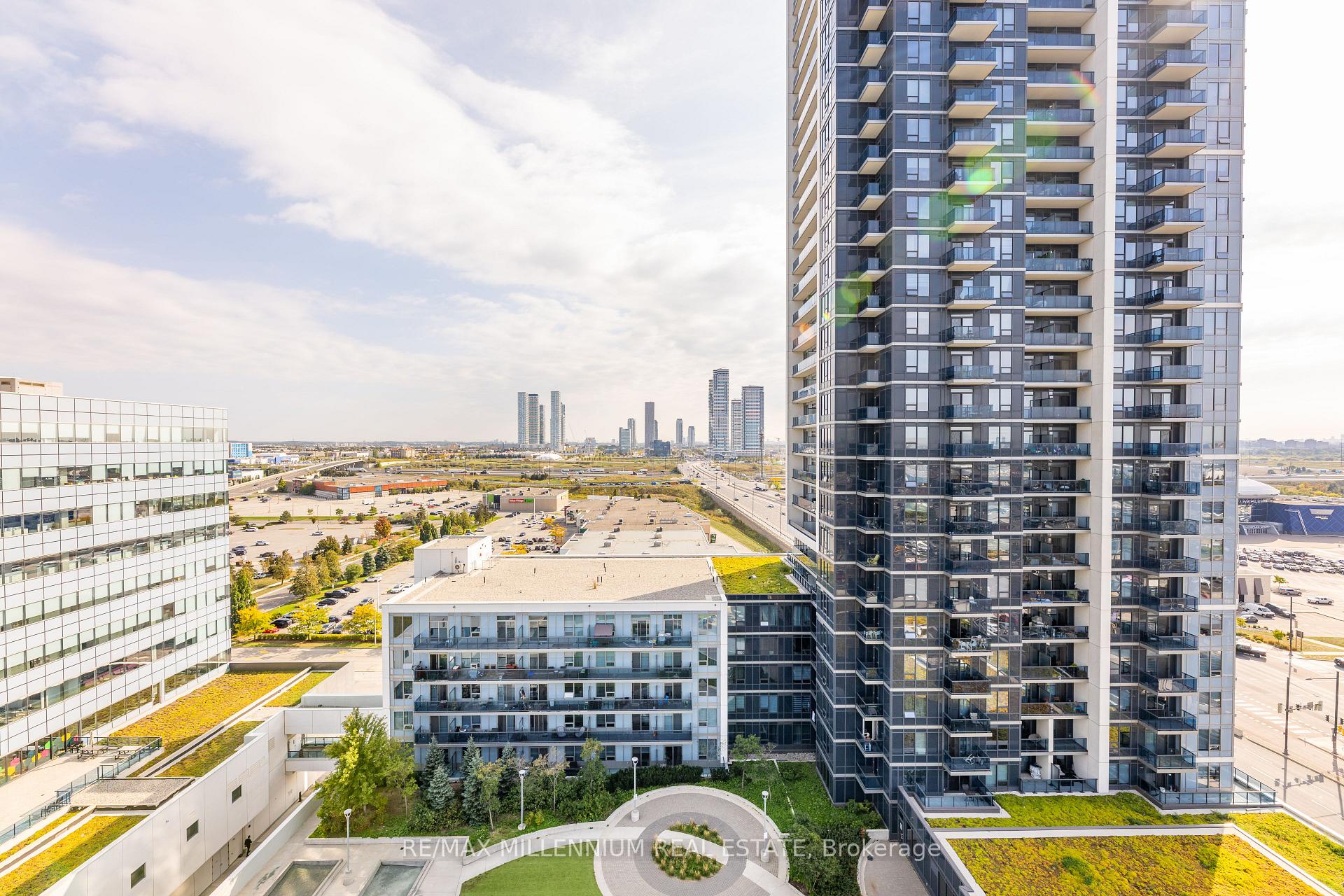 Front of Unit 1401, 3700 Highway 7 Road