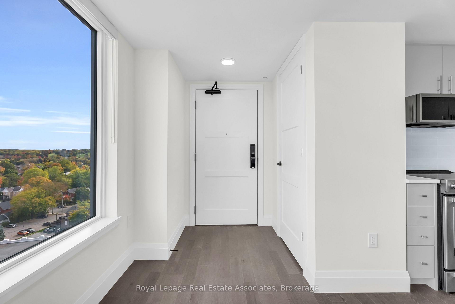Photo 4 of Unit 1212, 93 Arthur Street S, Guelph, St. Patrick's Ward — HOMEH