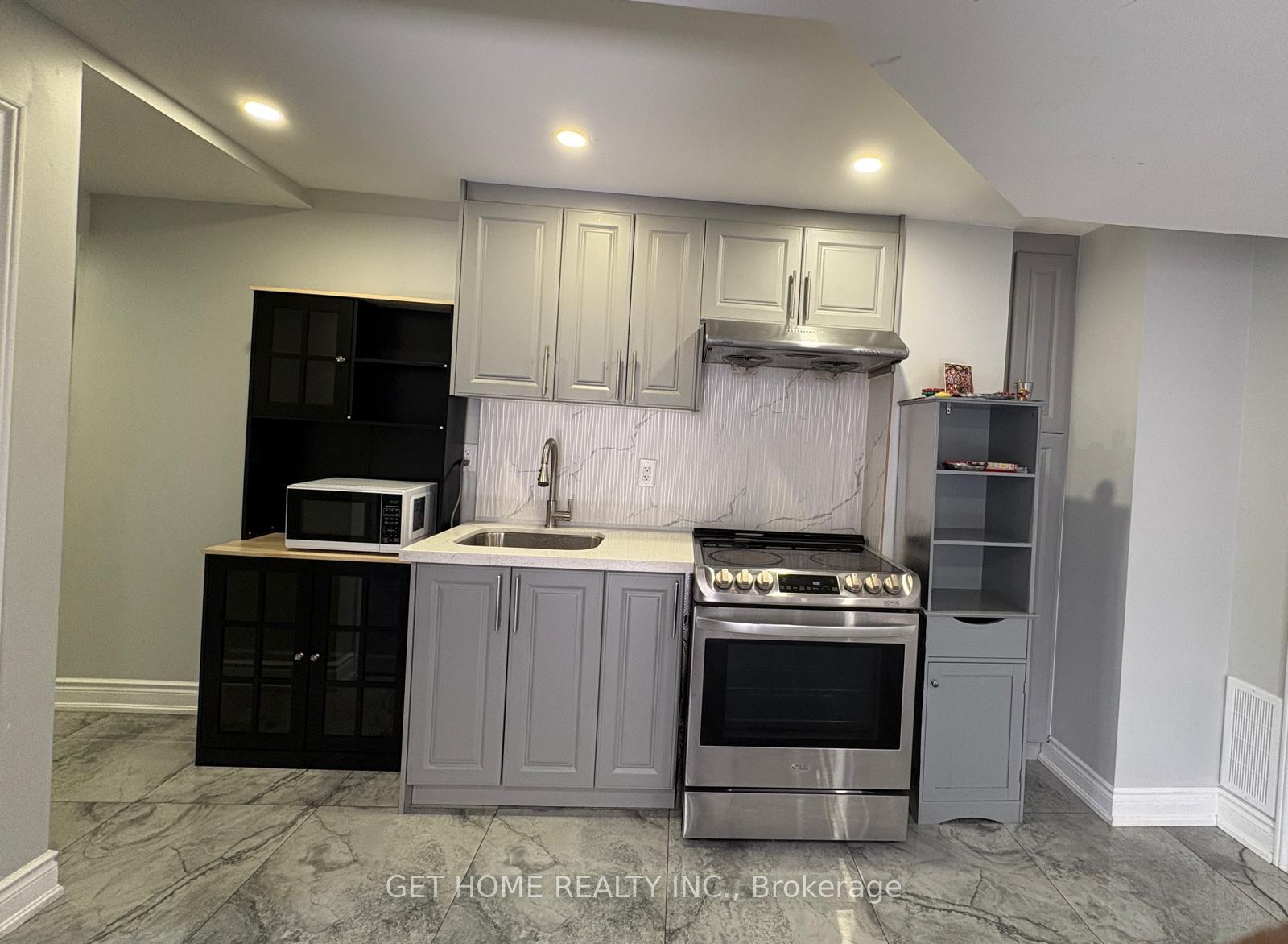 Photo 3 of Unit Bsmt, 19 Brenscombe Road, Brampton, Northwest Brampton — HOMEH