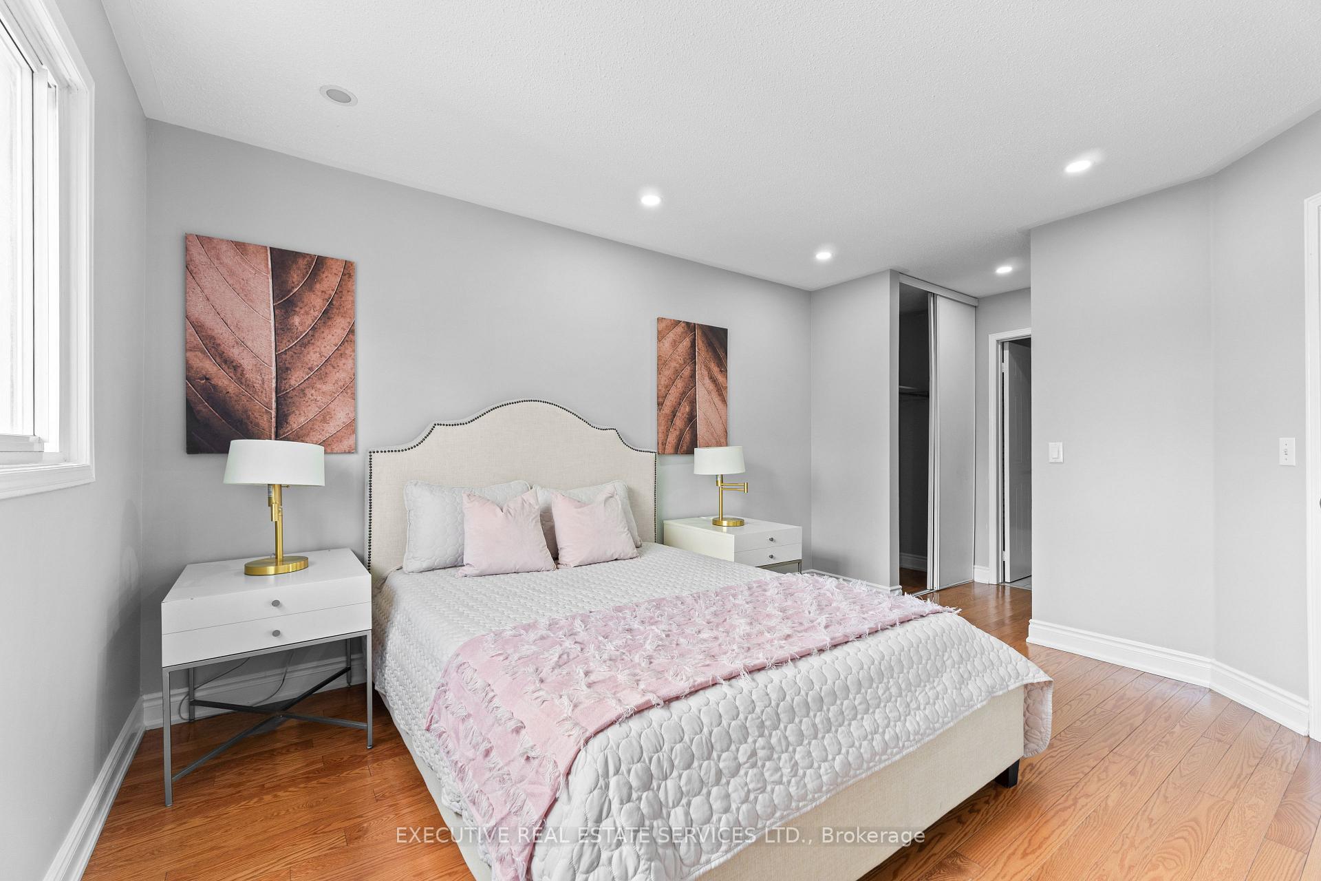 Photo 17 of 11 Upwood Place, Brampton, Sandringham-Wellington — HOMEH