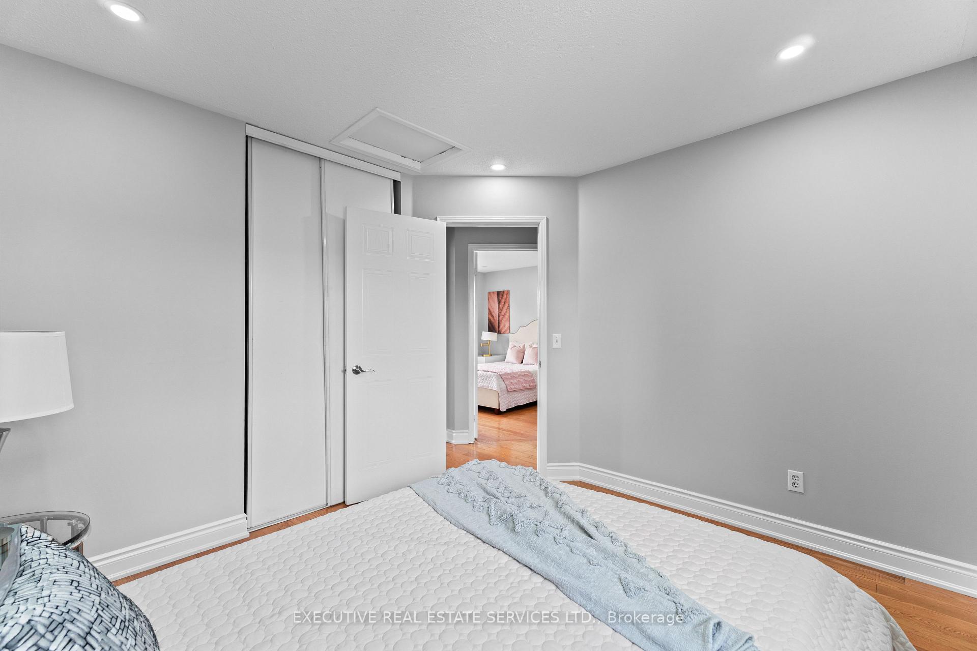 Photo 24 of 11 Upwood Place, Brampton, Sandringham-Wellington — HOMEH