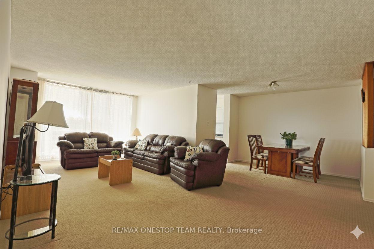 Photo 14 of Unit 402, 4 Kings Cross Road, Brampton, Queen Street Corridor — HOMEH