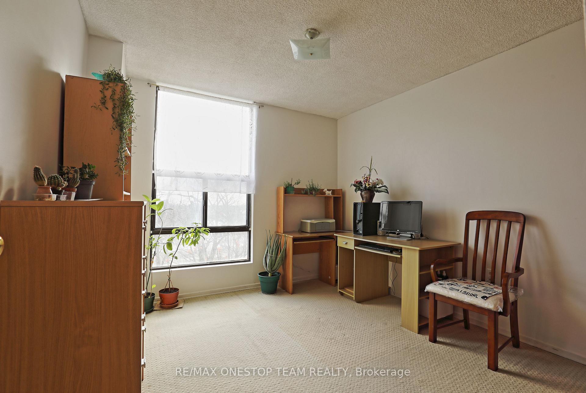 Photo 21 of Unit 402, 4 Kings Cross Road, Brampton, Queen Street Corridor — HOMEH