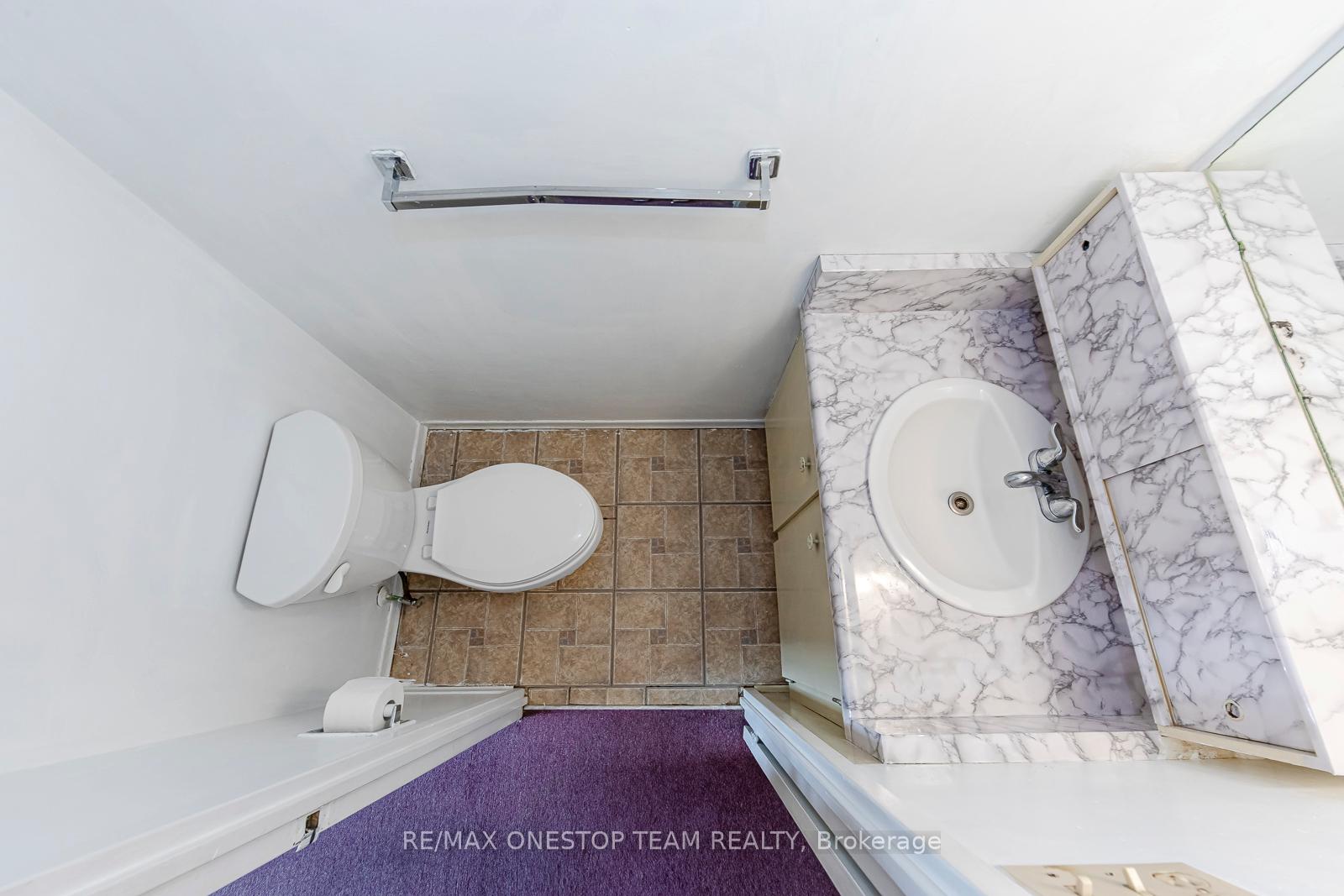 Photo 12 of Unit 402, 4 Kings Cross Road, Brampton, Queen Street Corridor — HOMEH