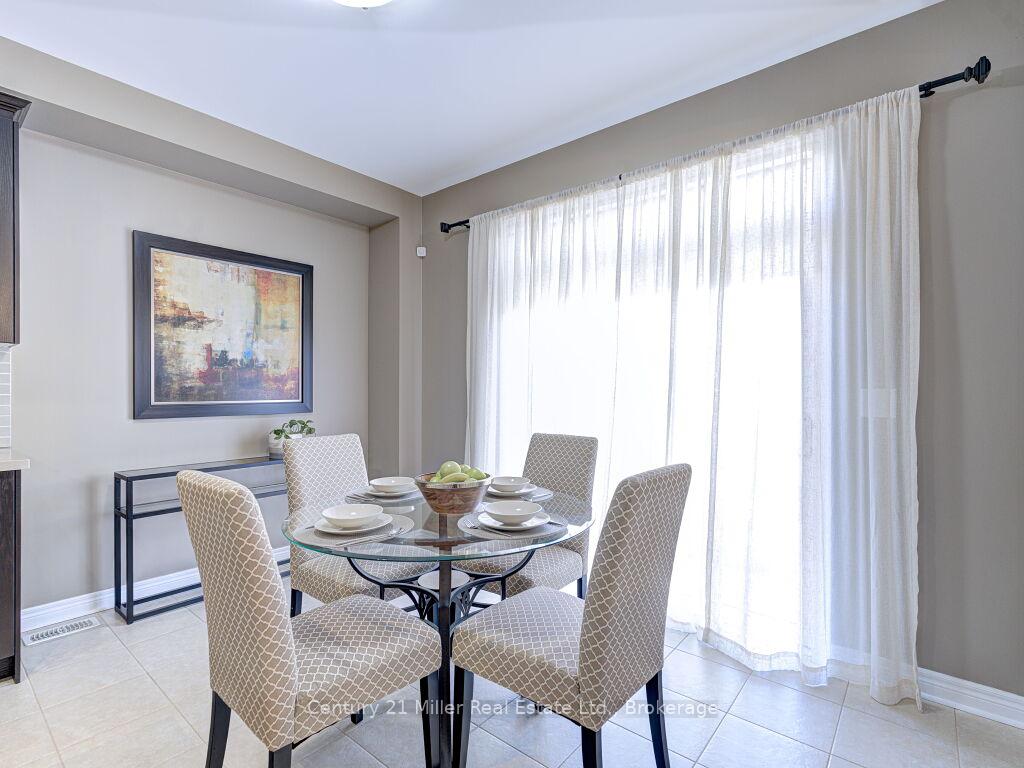 Photo 12 of 3268 Sealey Crescent, Burlington, Alton — HOMEH