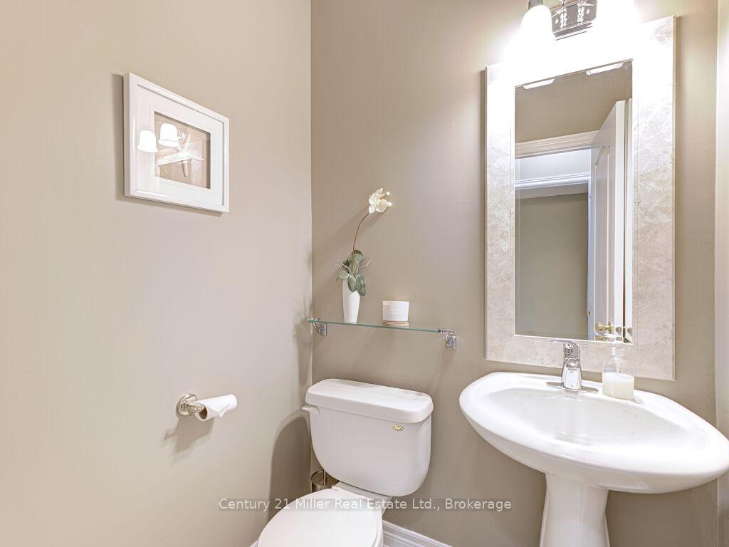 Photo 17 of 3268 Sealey Crescent, Burlington, Alton — HOMEH
