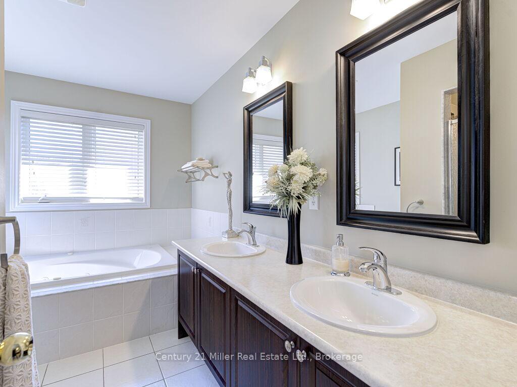 Photo 22 of 3268 Sealey Crescent, Burlington, Alton — HOMEH