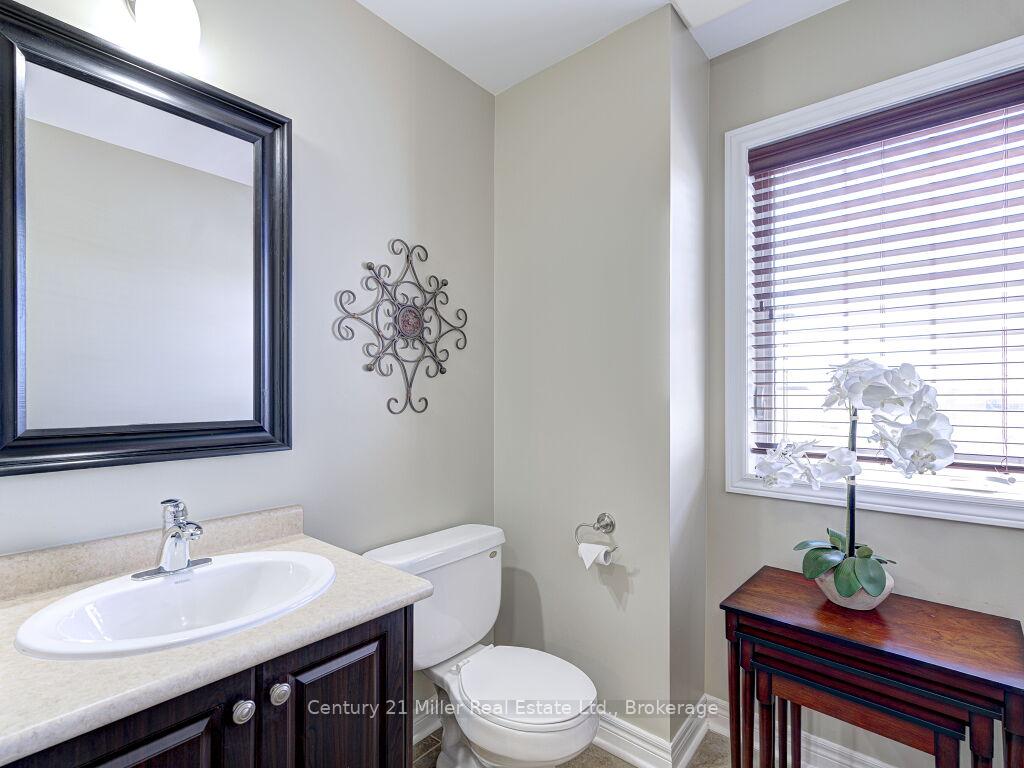 Photo 28 of 3268 Sealey Crescent, Burlington, Alton — HOMEH