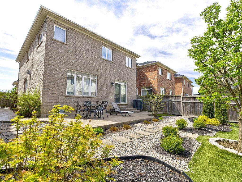 Photo 33 of 3268 Sealey Crescent, Burlington, Alton — HOMEH