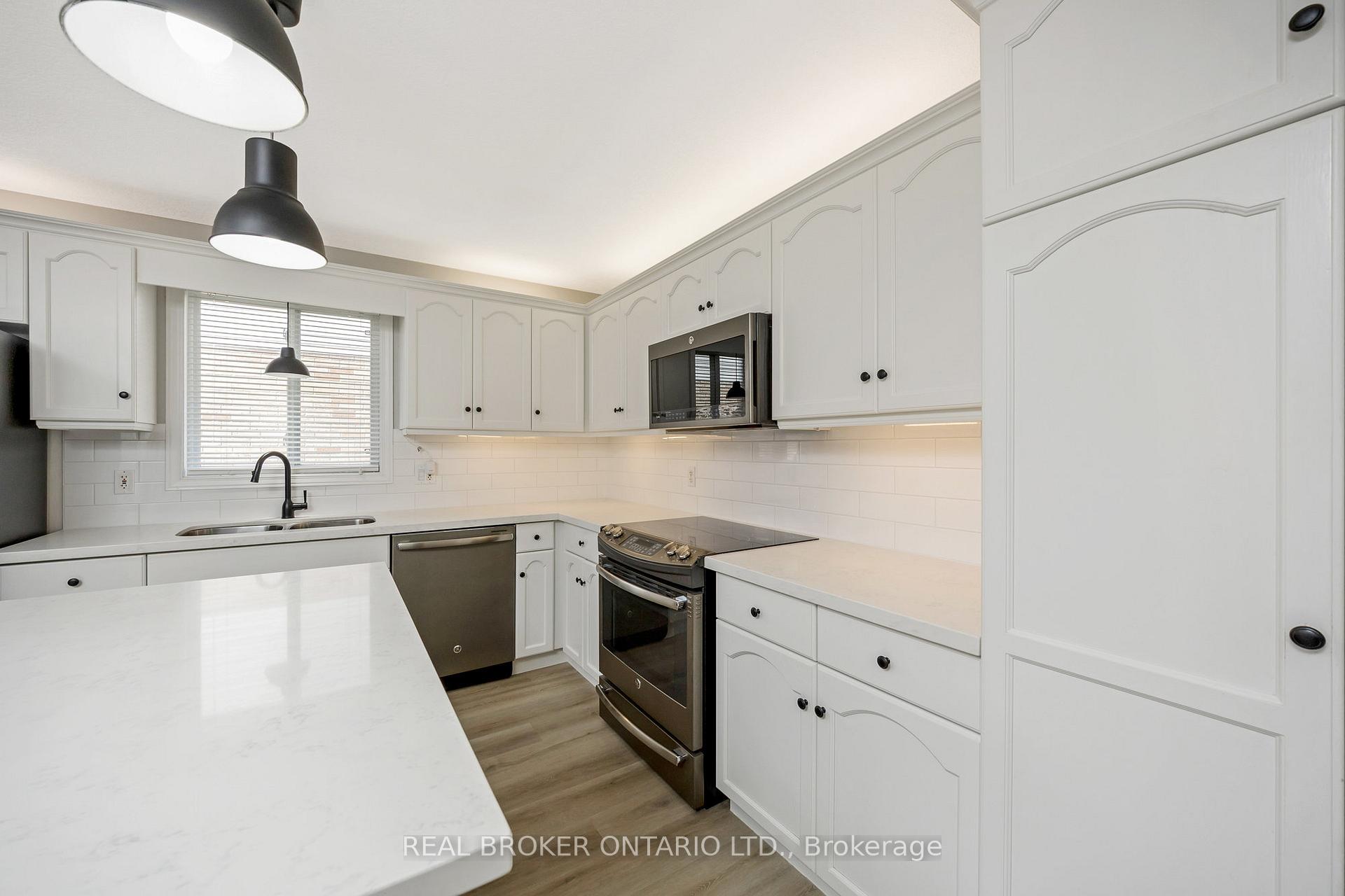 Photo 2 of 12 Sprowl Street, Halton Hills, Acton — HOMEH