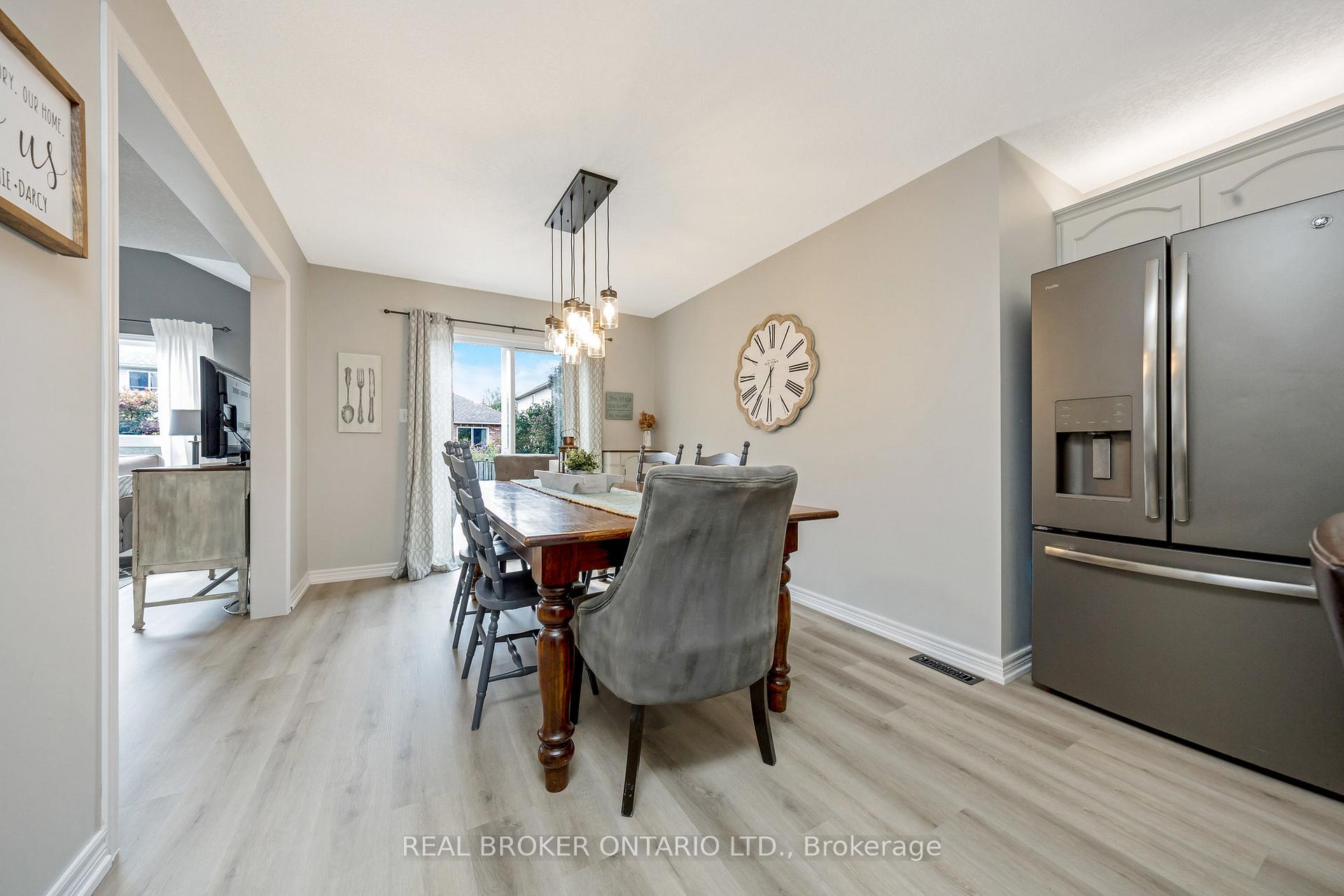 Photo 35 of 12 Sprowl Street, Halton Hills, Acton — HOMEH