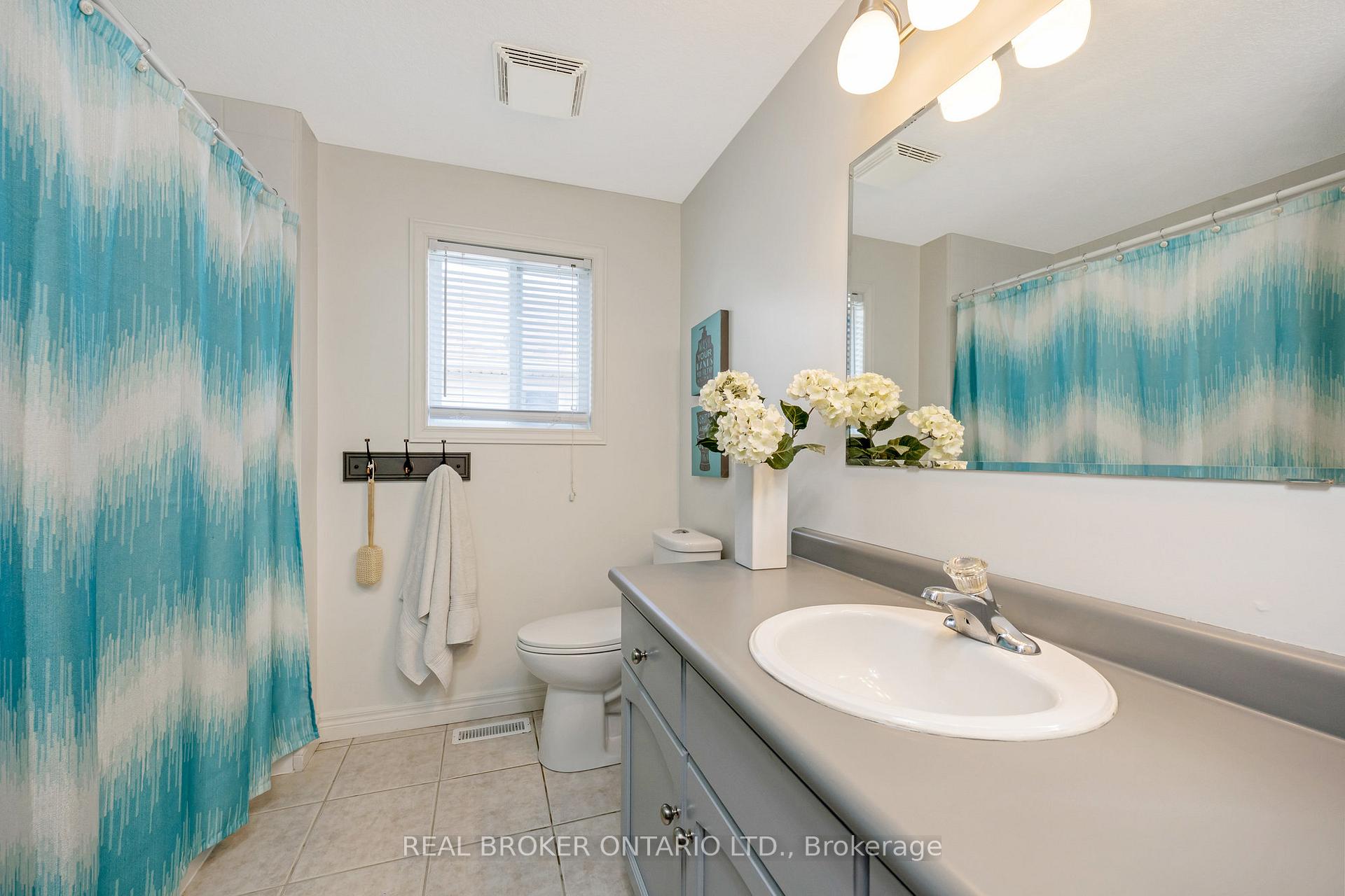 Photo 6 of 12 Sprowl Street, Halton Hills, Acton — HOMEH