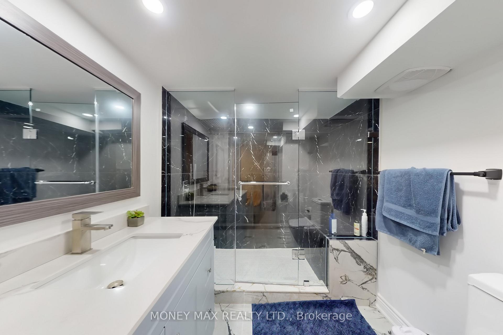 Photo 11 of 4 Pasadena Avenue, Brampton, Bram East — HOMEH