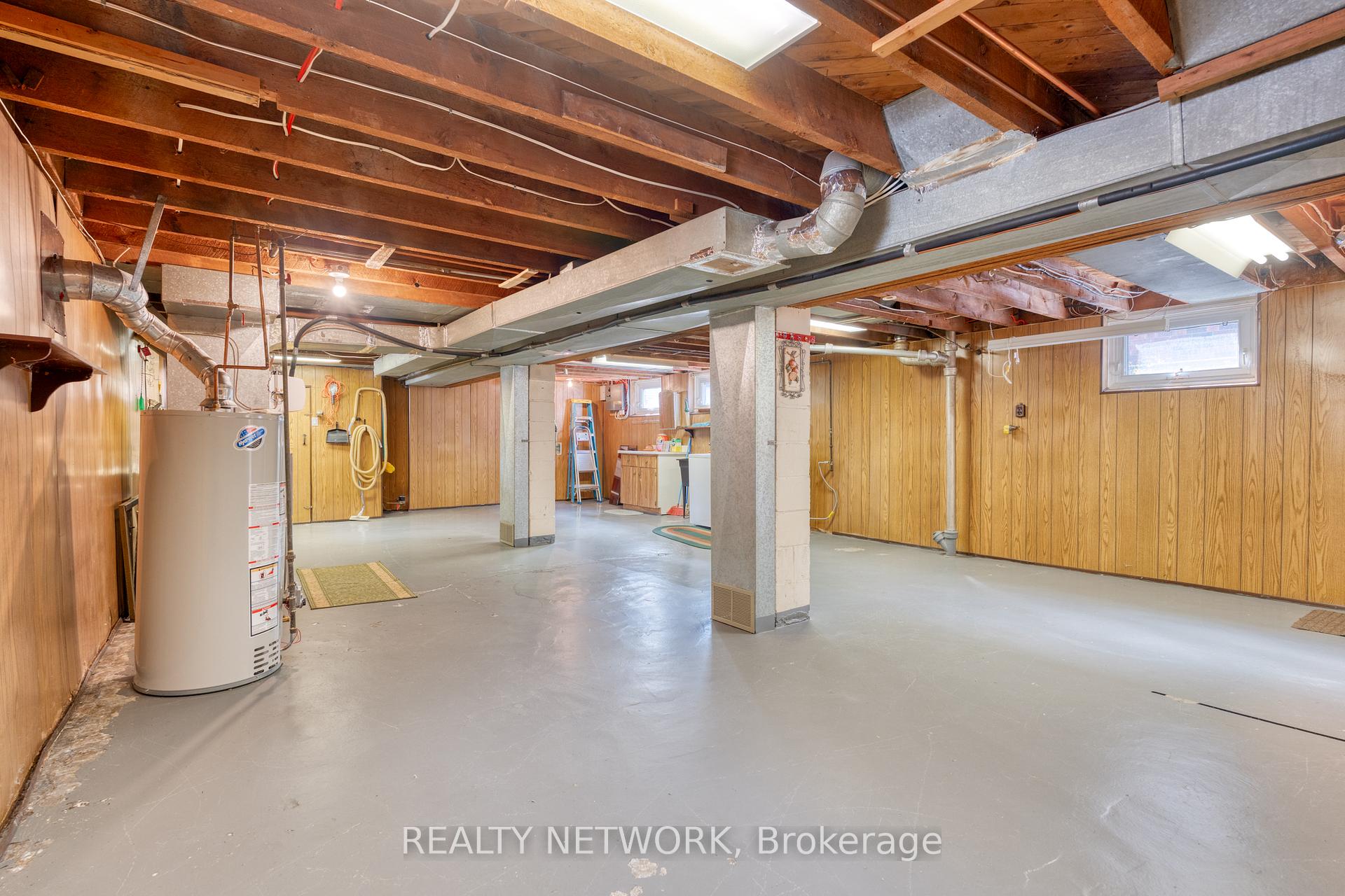 Photo 17 of 102 Barons Avenue S, Hamilton, Bartonville — HOMEH