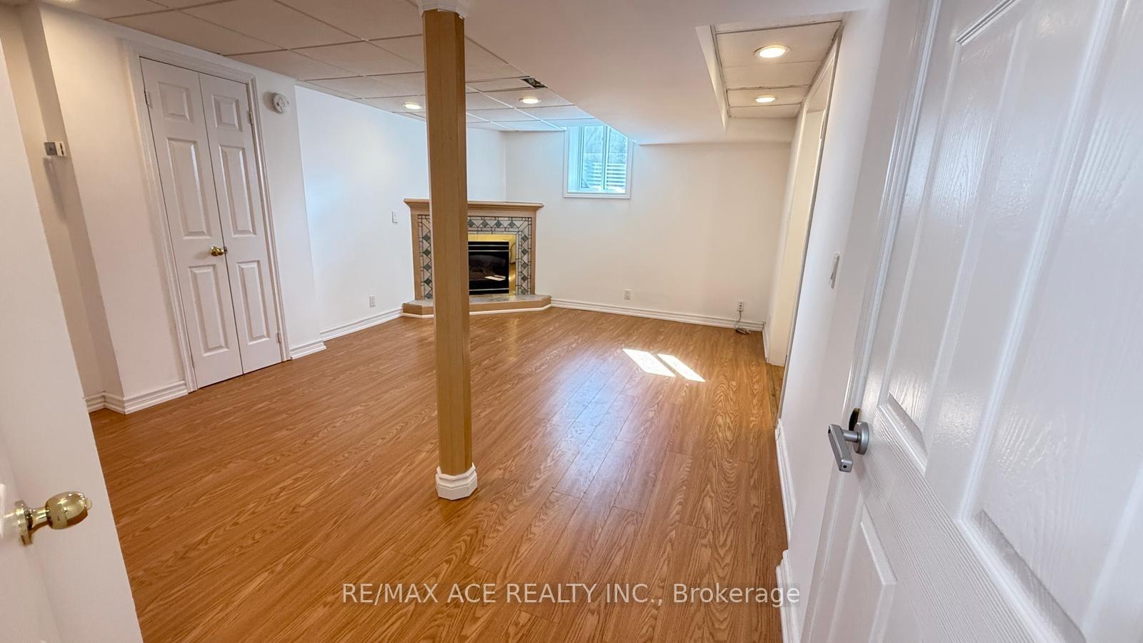 Photo 2 of Unit Bsmt, 64 Marlow Crescent, Markham, Markville — HOMEH