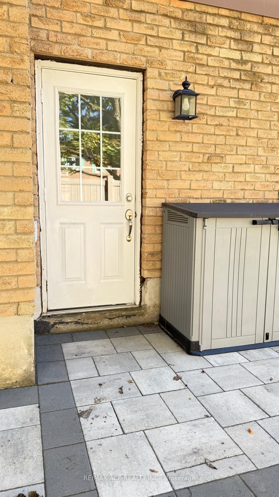 Photo 5 of Unit Bsmt, 64 Marlow Crescent, Markham, Markville — HOMEH