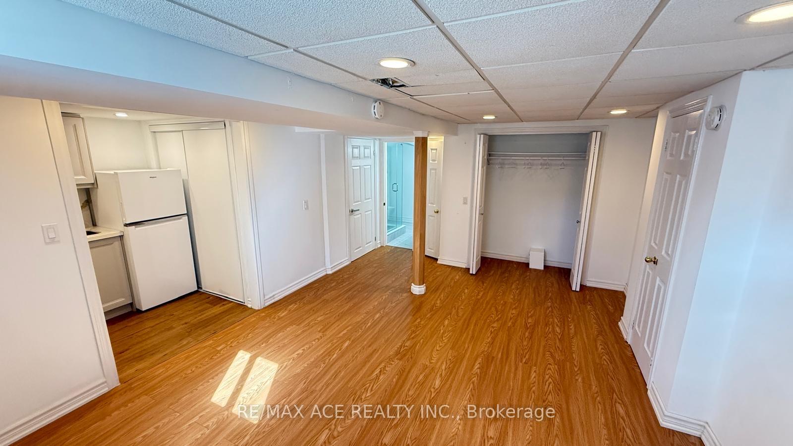 Photo 6 of Unit Bsmt, 64 Marlow Crescent, Markham, Markville — HOMEH
