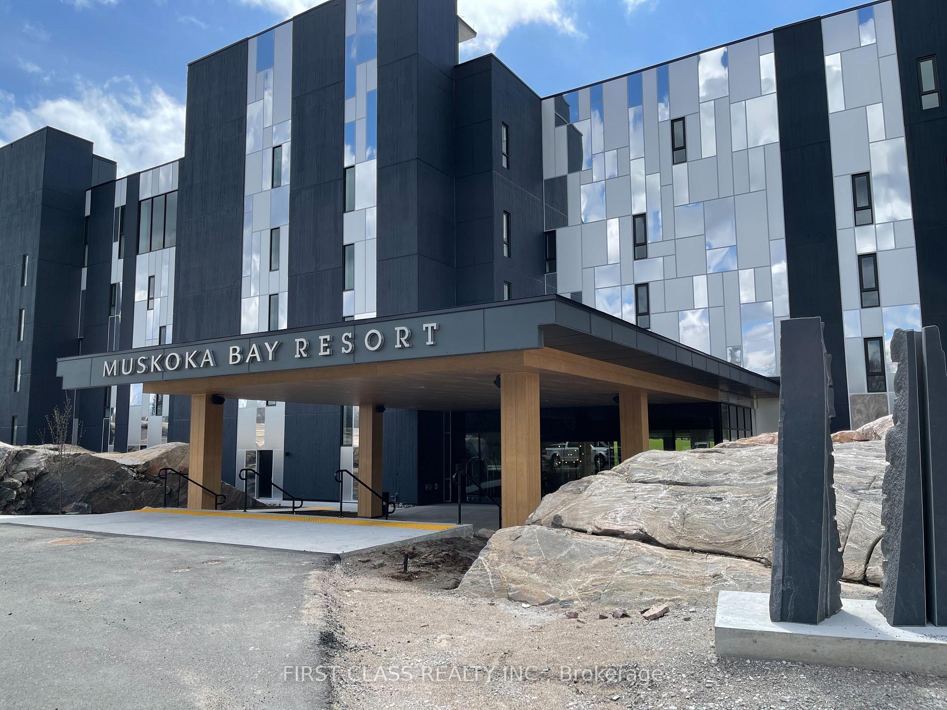 Front of Unit 306, 120 Carrick Trail