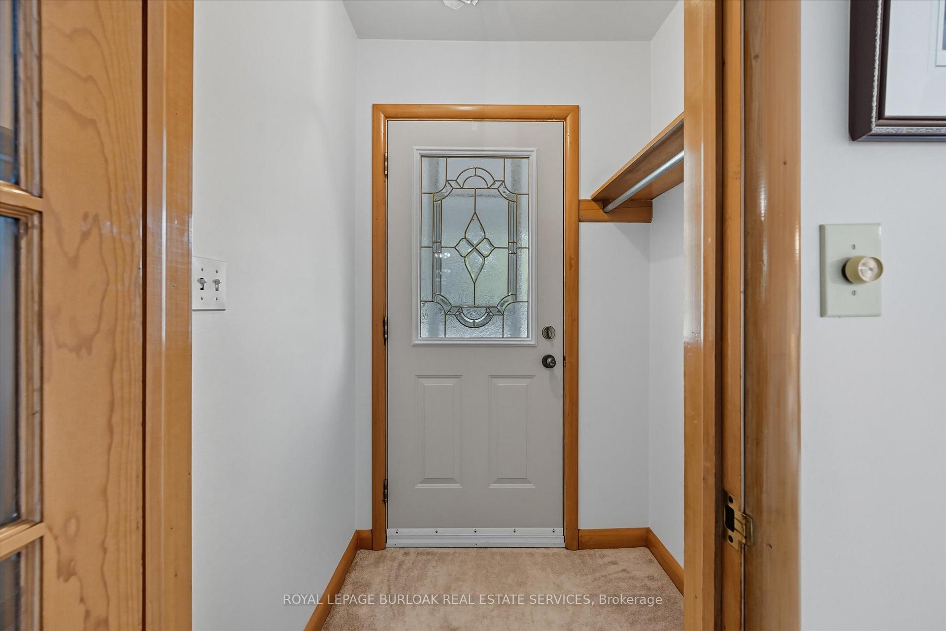 Photo 4 of 13 James Street, Hamilton, Waterdown — HOMEH