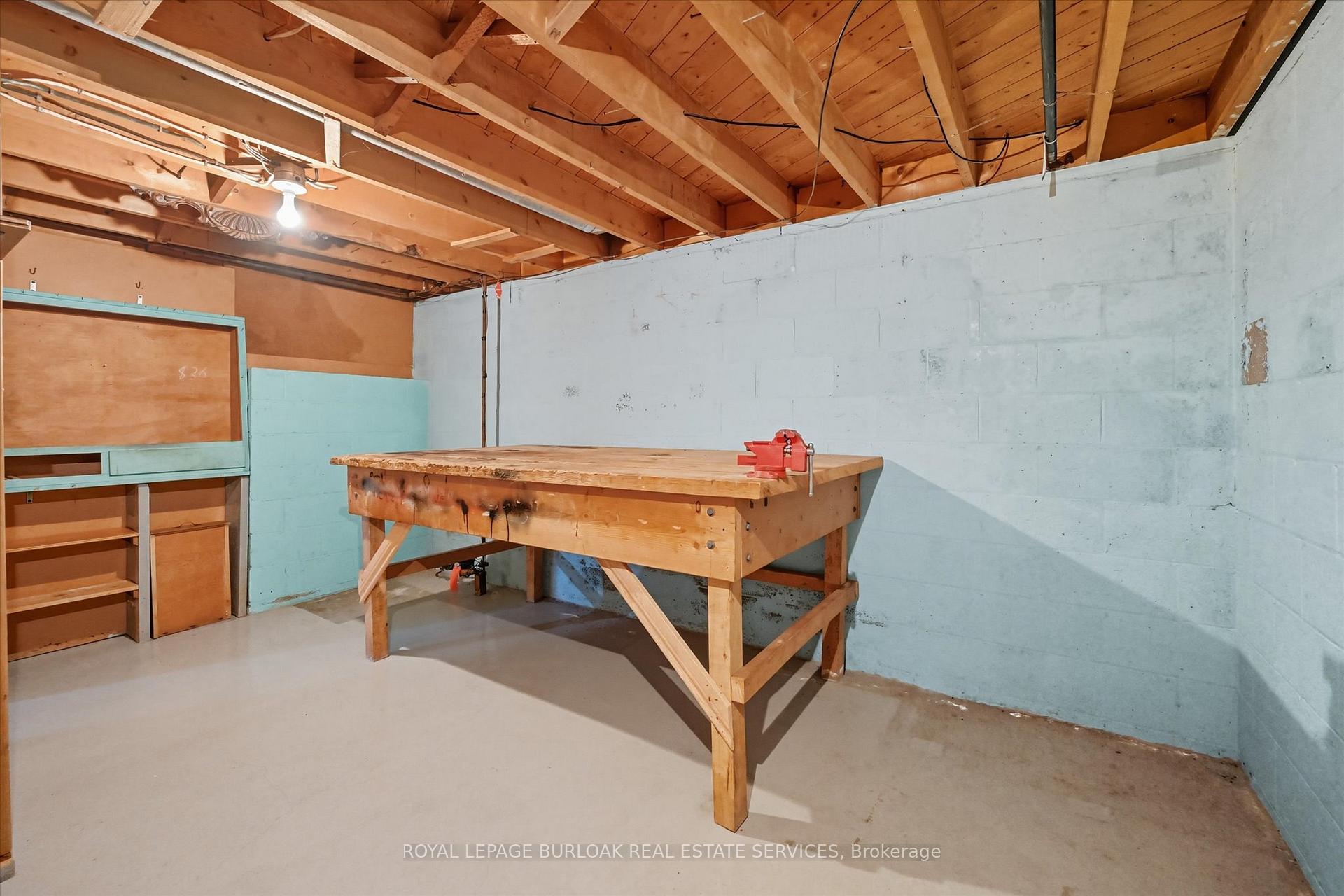 Photo 31 of 13 James Street, Hamilton, Waterdown — HOMEH