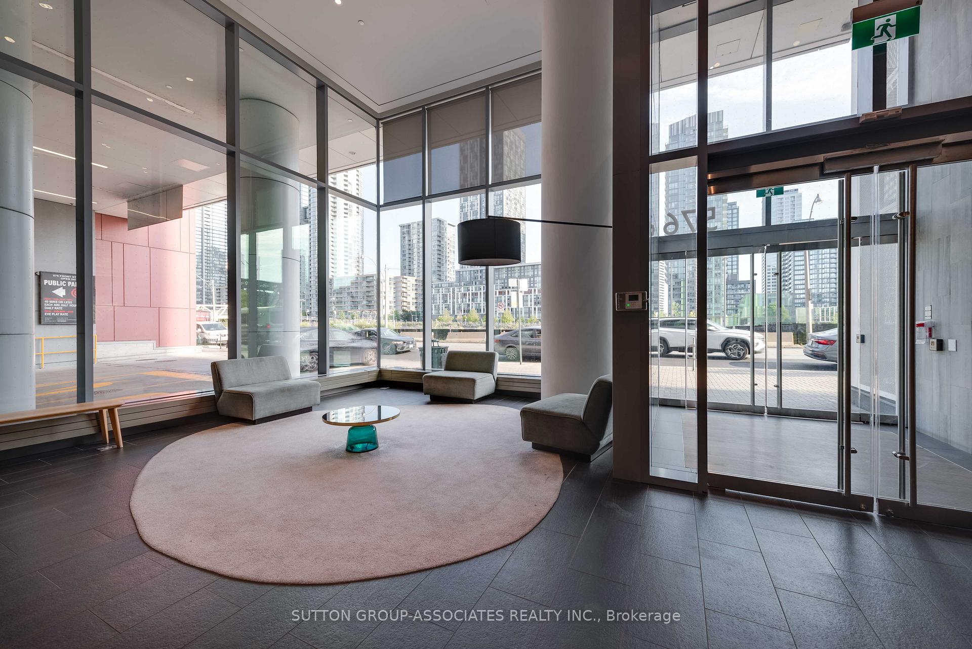 Photo 14 of Unit 1702, 576 Front Street W, Toronto, Waterfront Communities — HOMEH