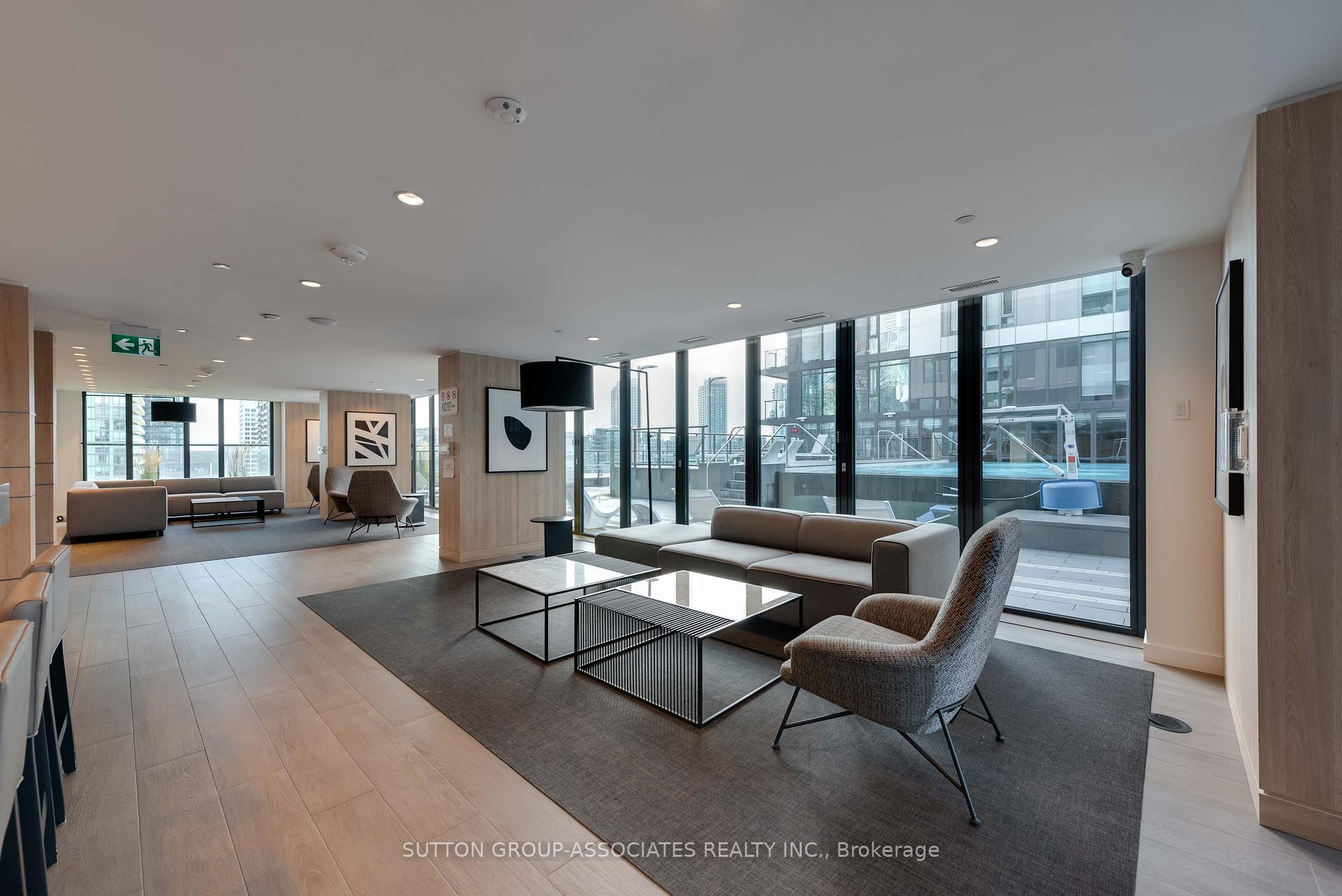 Photo 16 of Unit 1702, 576 Front Street W, Toronto, Waterfront Communities — HOMEH