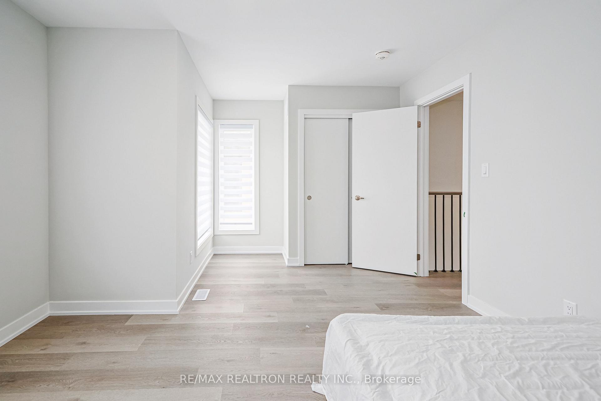 Photo 19 of 52 Winters Crescent, Collingwood — HOMEH