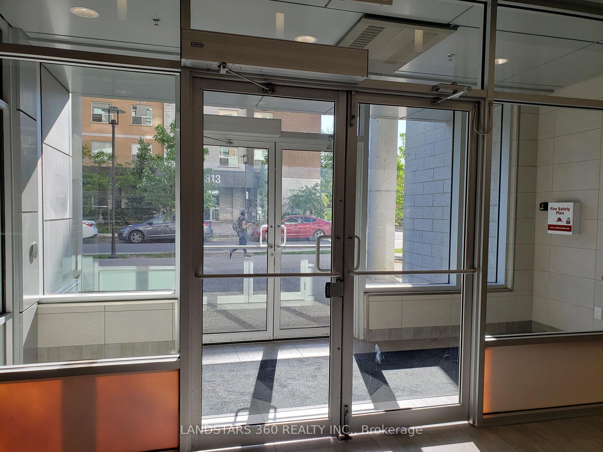 Photo 3 of Unit 1006, 318 Spruce Street, Waterloo, Beechwood/University — HOMEH