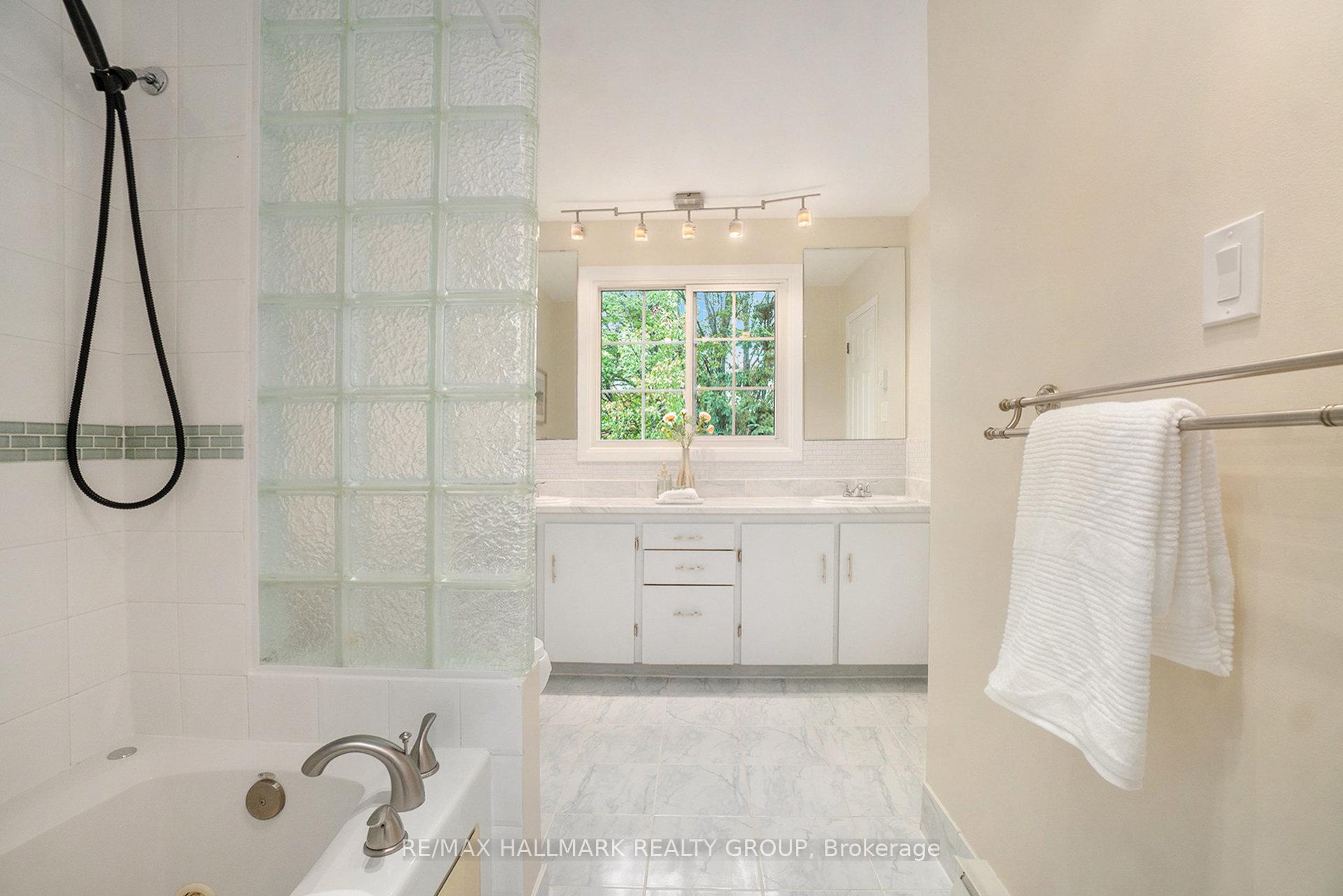 Photo 30 of 1611 Belcourt Boulevard, Ottawa, Orleans/Sunridge — HOMEH