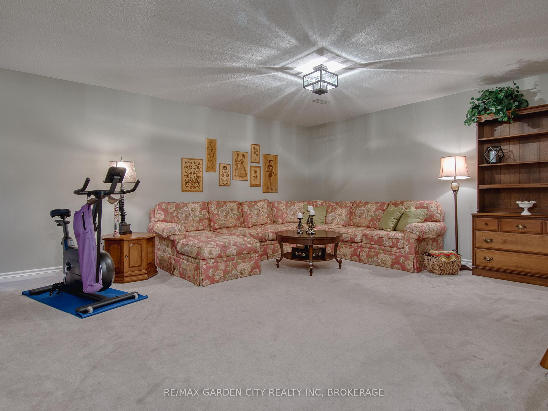 Photo 24 of Unit Unit #6, 174 Martindale Road, St. Catharines, Grapeview — HOMEH