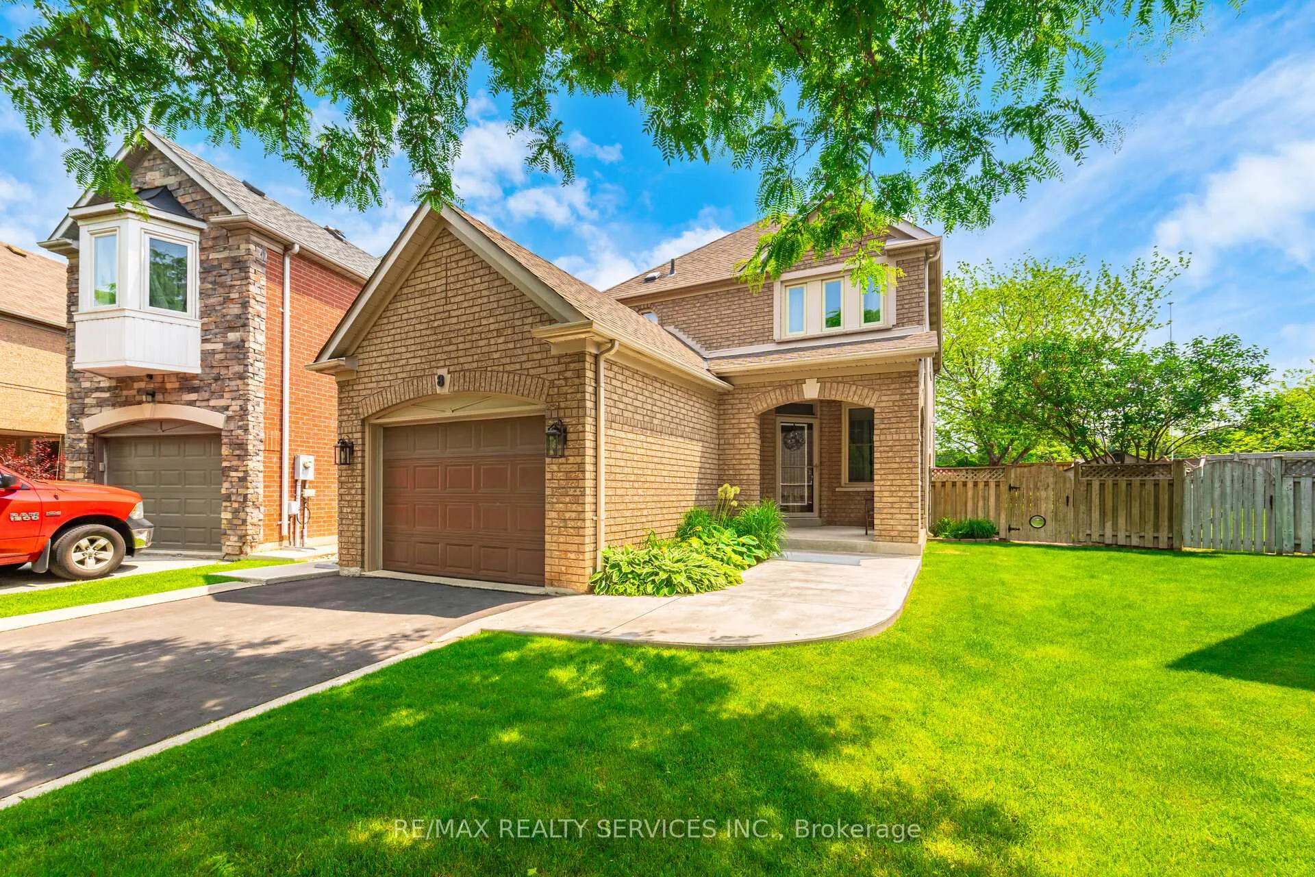 Photo 1 of 8 Inwood Place, Brampton, Sandringham-Wellington — HOMEH