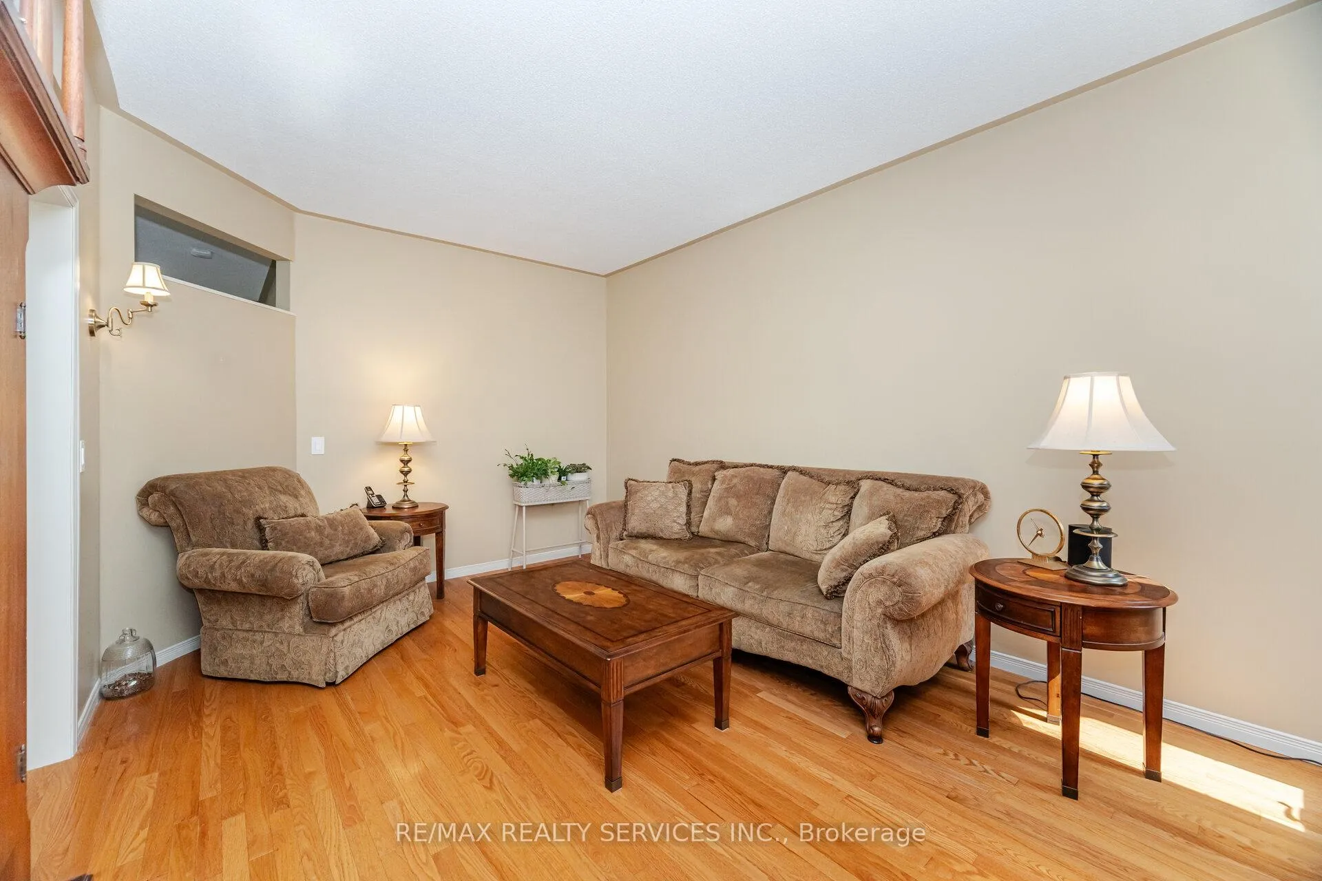 Photo 9 of 8 Inwood Place, Brampton, Sandringham-Wellington — HOMEH