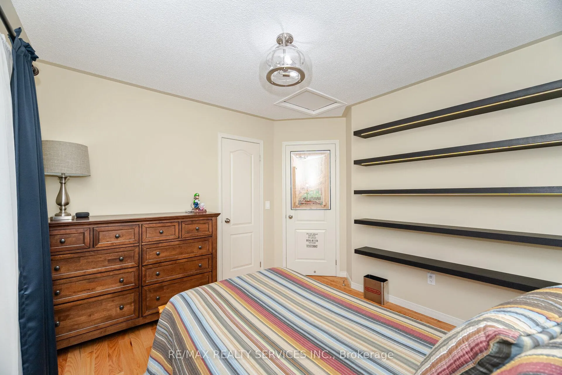 Photo 23 of 8 Inwood Place, Brampton, Sandringham-Wellington — HOMEH