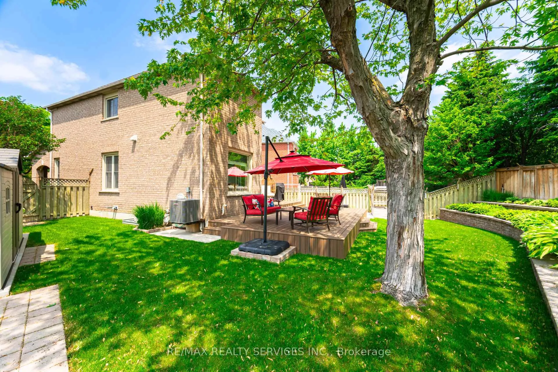 Photo 37 of 8 Inwood Place, Brampton, Sandringham-Wellington — HOMEH