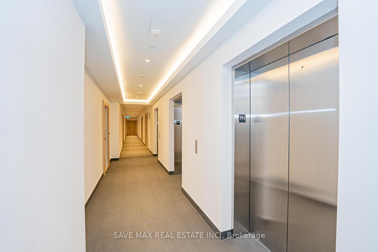 Photo 5 of Unit PH 11, 280 Dundas Street W, Toronto, Kensington-Chinatown — HOMEH