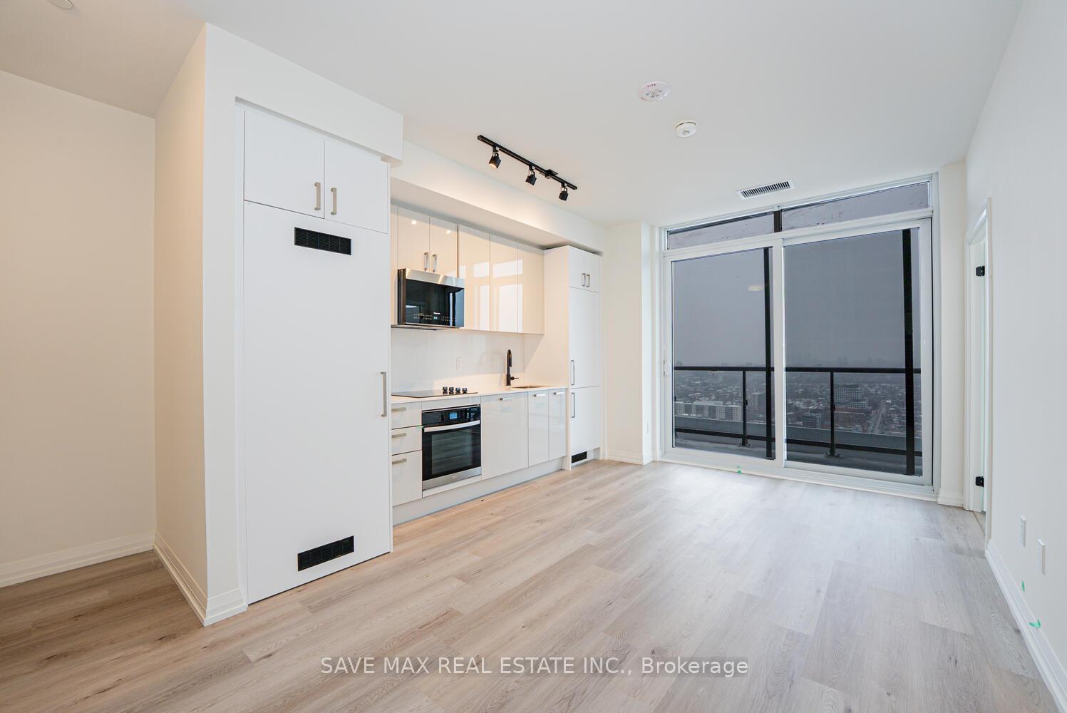 Photo 13 of Unit PH 11, 280 Dundas Street W, Toronto, Kensington-Chinatown — HOMEH