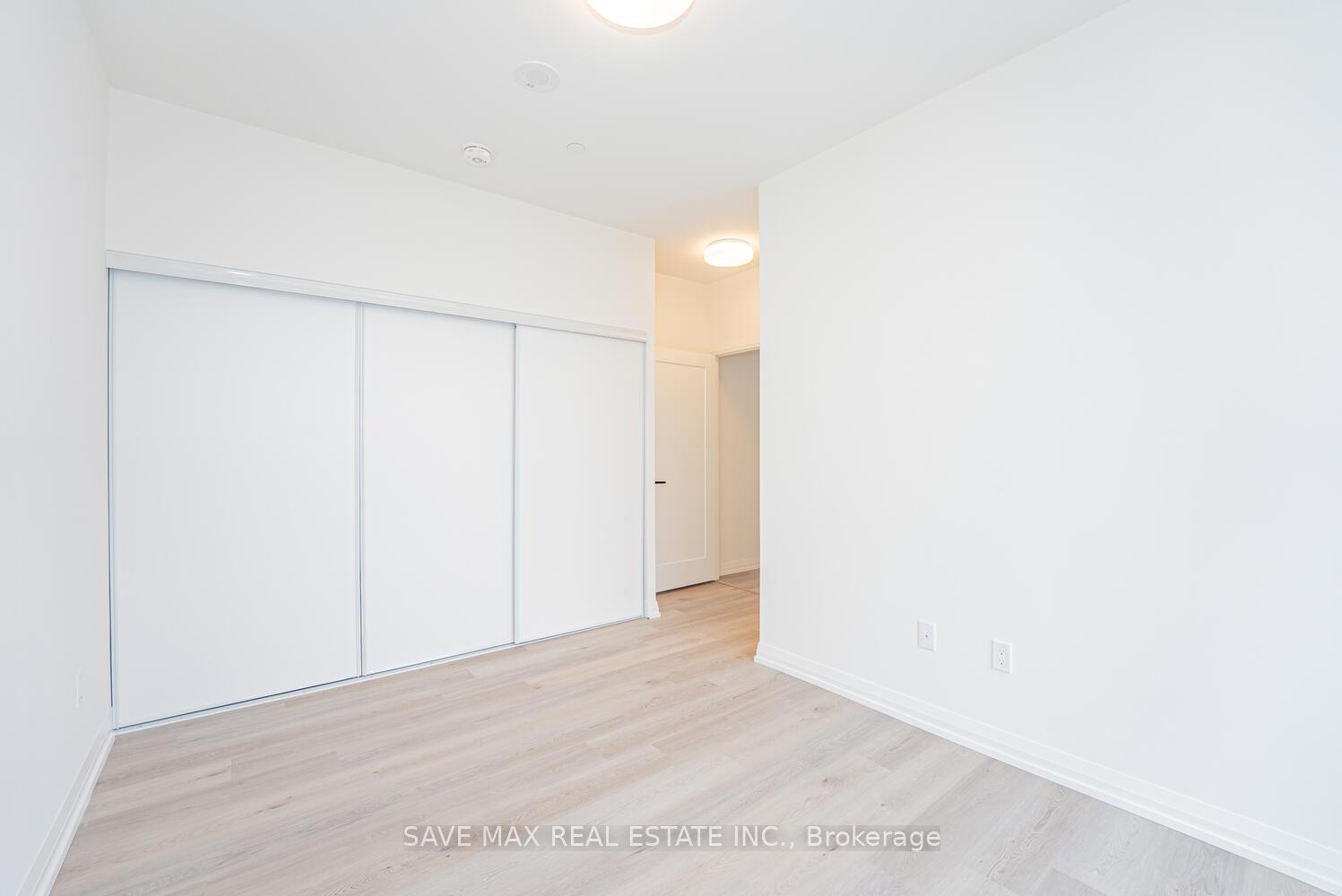 Photo 18 of Unit PH 11, 280 Dundas Street W, Toronto, Kensington-Chinatown — HOMEH
