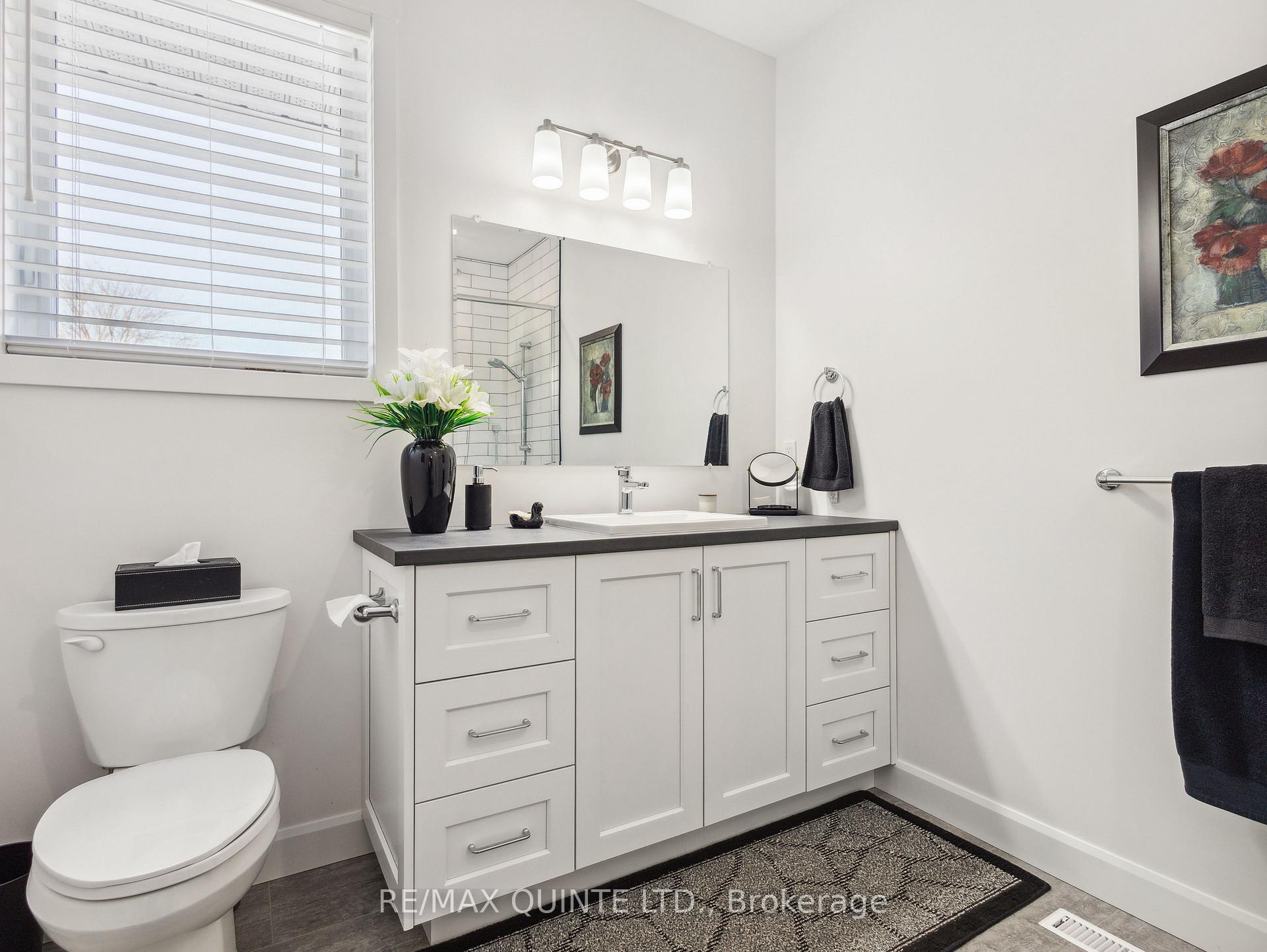 Photo 22 of 82 Dewal Place, Belleville, Belleville Ward — HOMEH