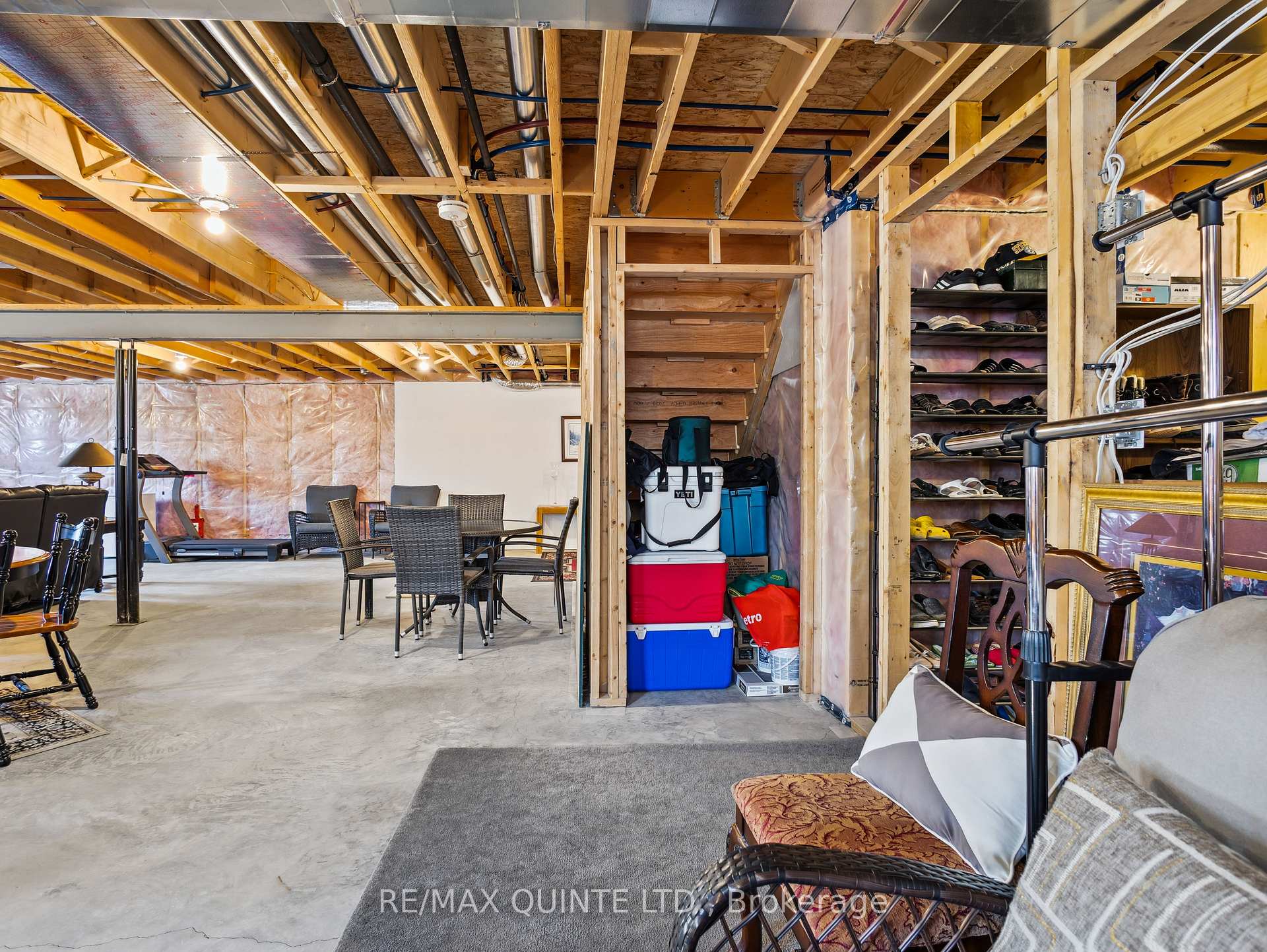 Photo 35 of 82 Dewal Place, Belleville, Belleville Ward — HOMEH