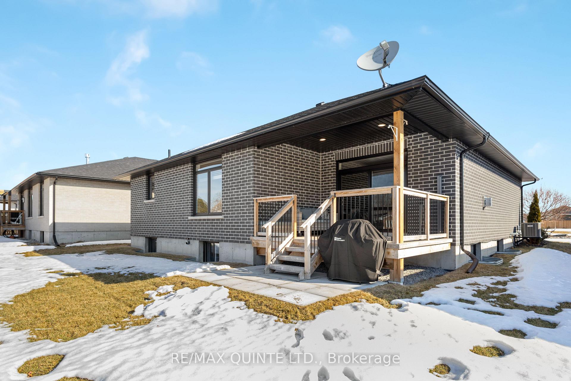 Photo 37 of 82 Dewal Place, Belleville, Belleville Ward — HOMEH