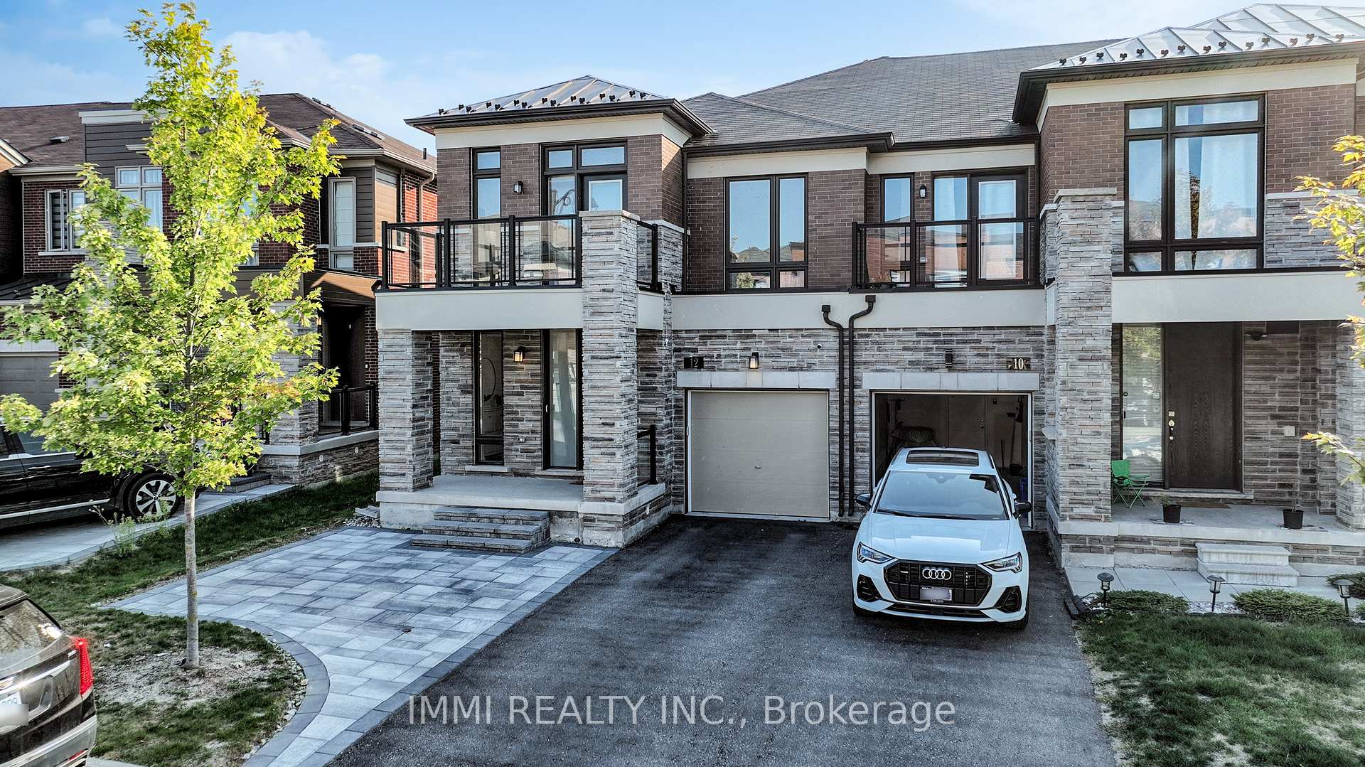 Front of 12 Badgerow Way