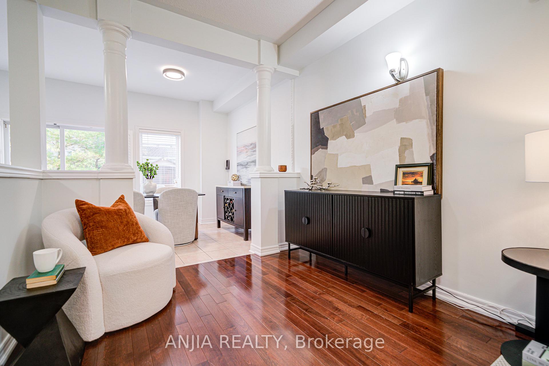 Photo 13 of 97 Blackthorn Drive, Vaughan, Maple — HOMEH